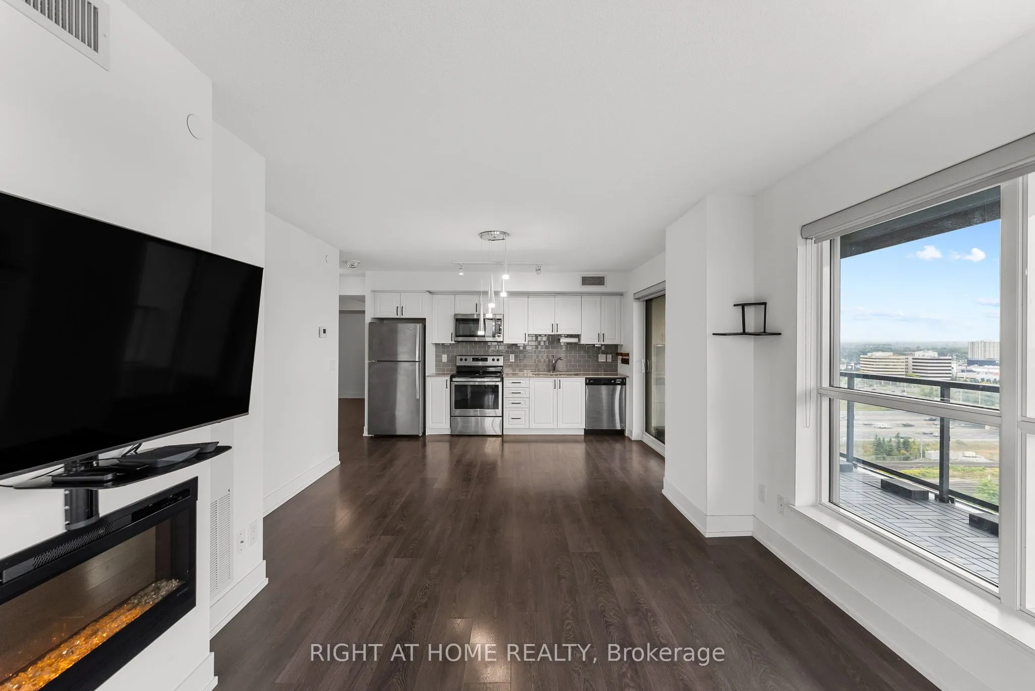 1255 BAYLY Street, #1504