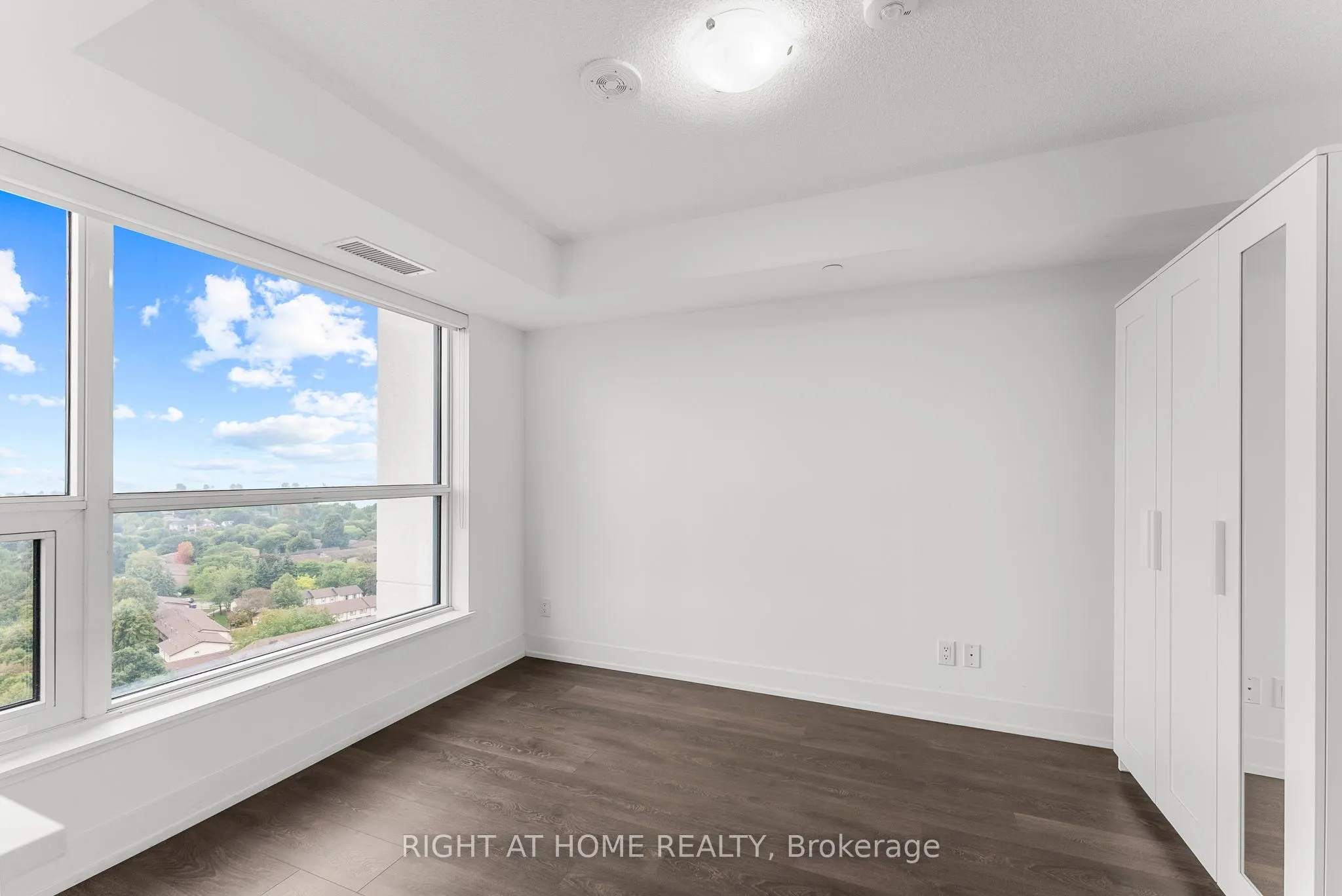 1255 BAYLY Street, #1504