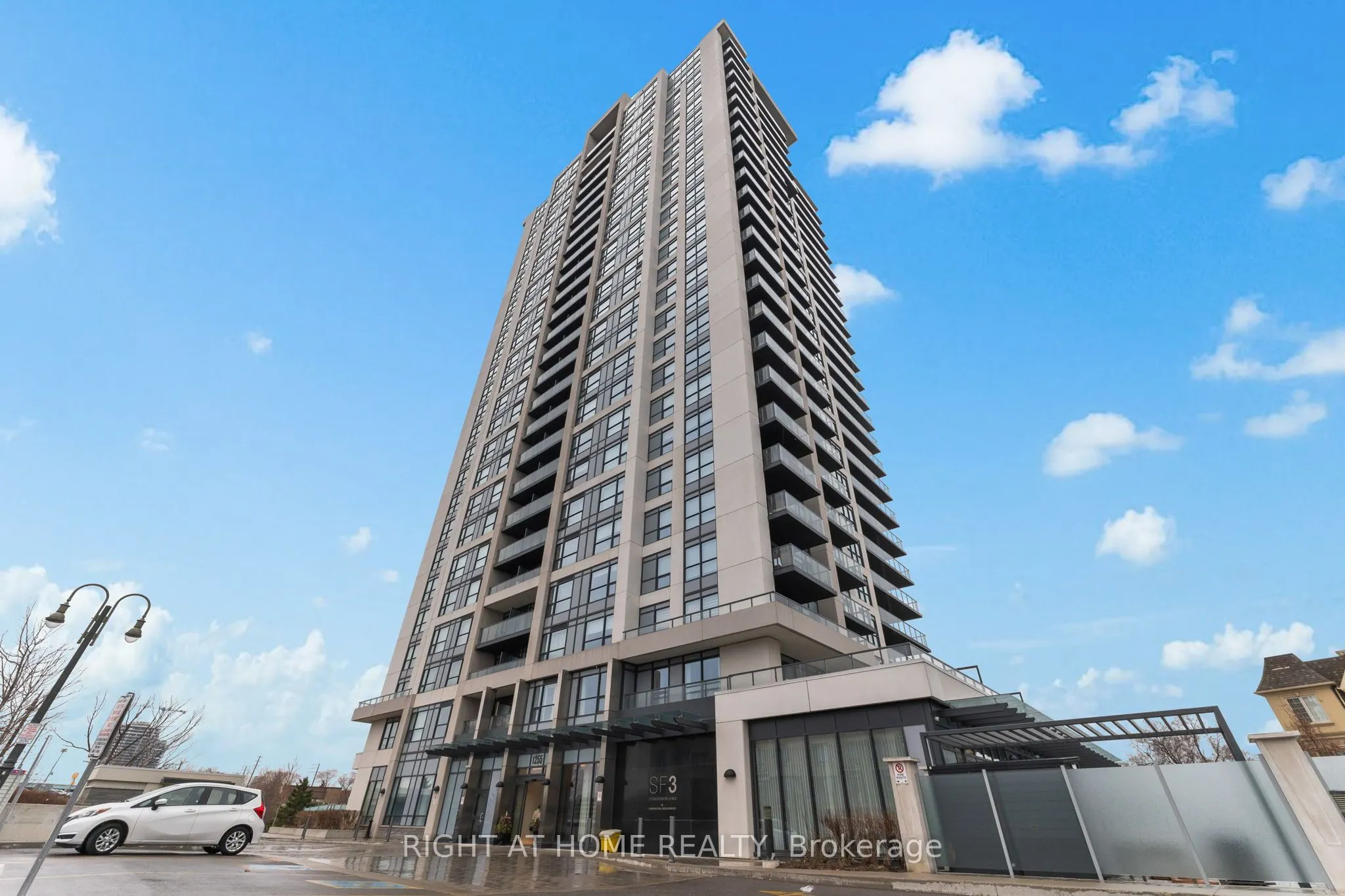 1255 BAYLY Street, #1504