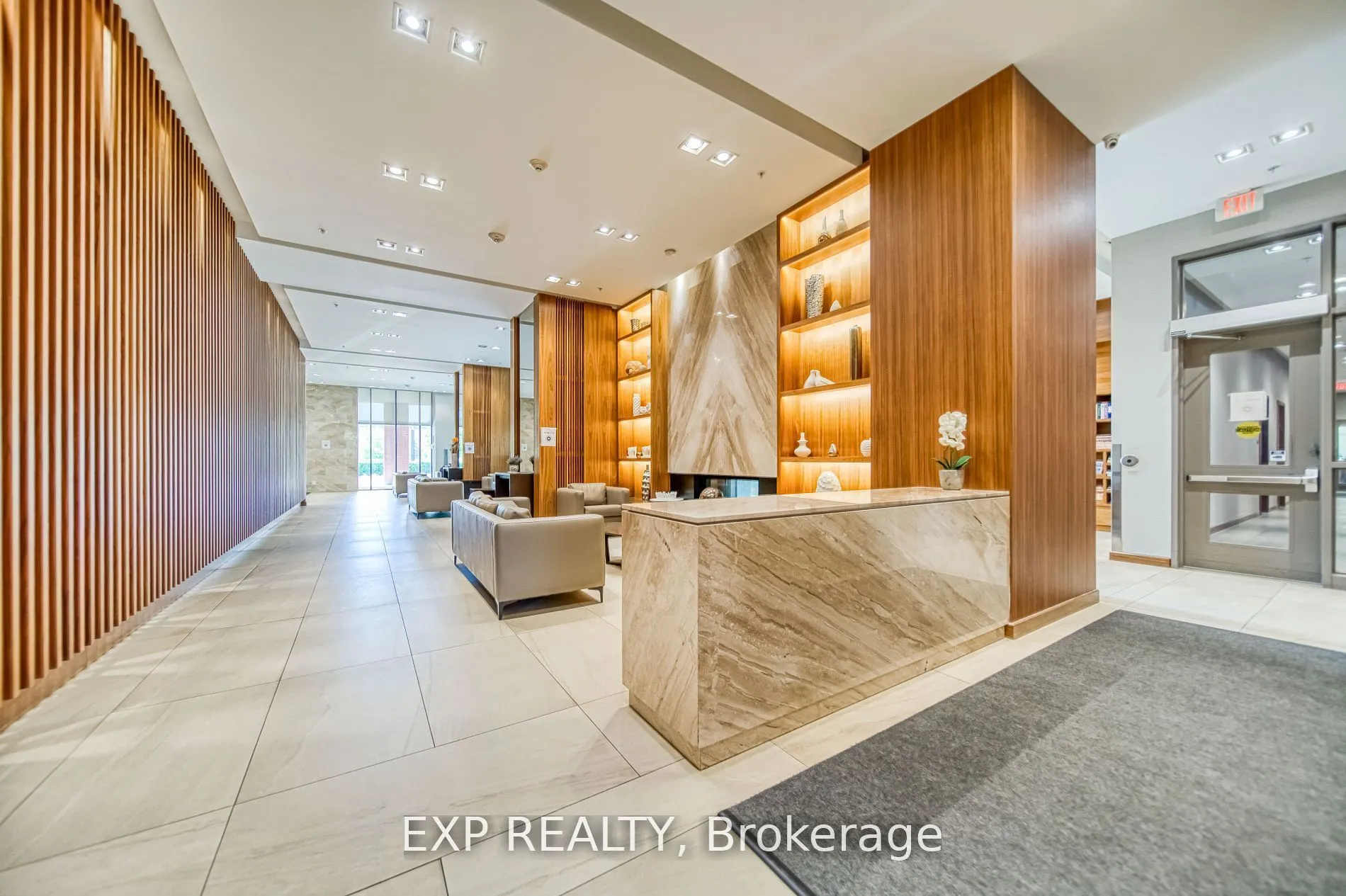 1038 Mcnicoll Avenue, #707