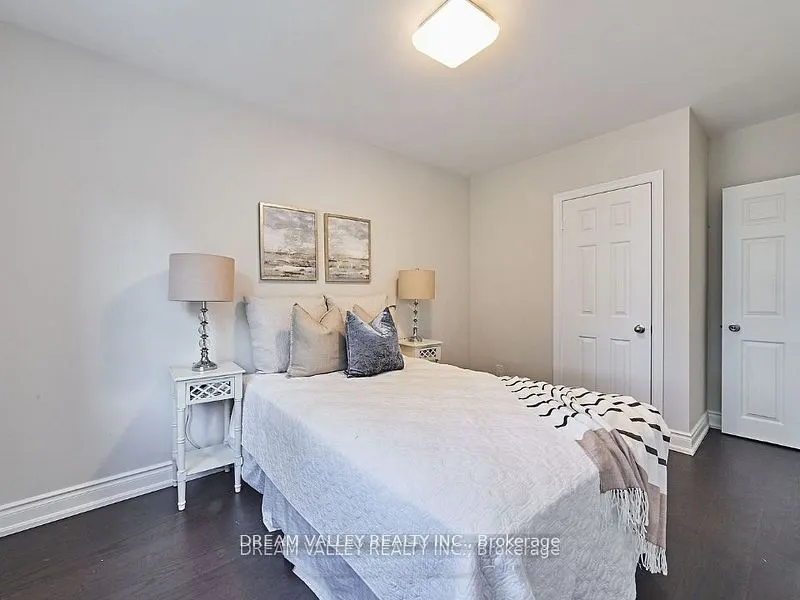 24 Gable Place, #Main