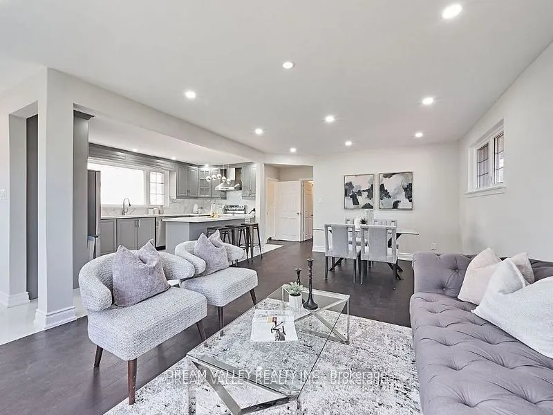 24 Gable Place, #Main