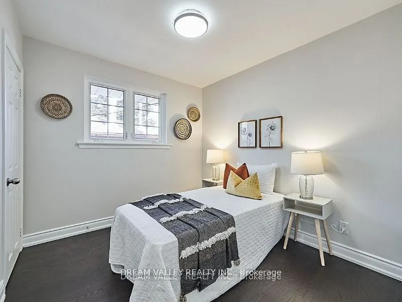 24 Gable Place, #Main