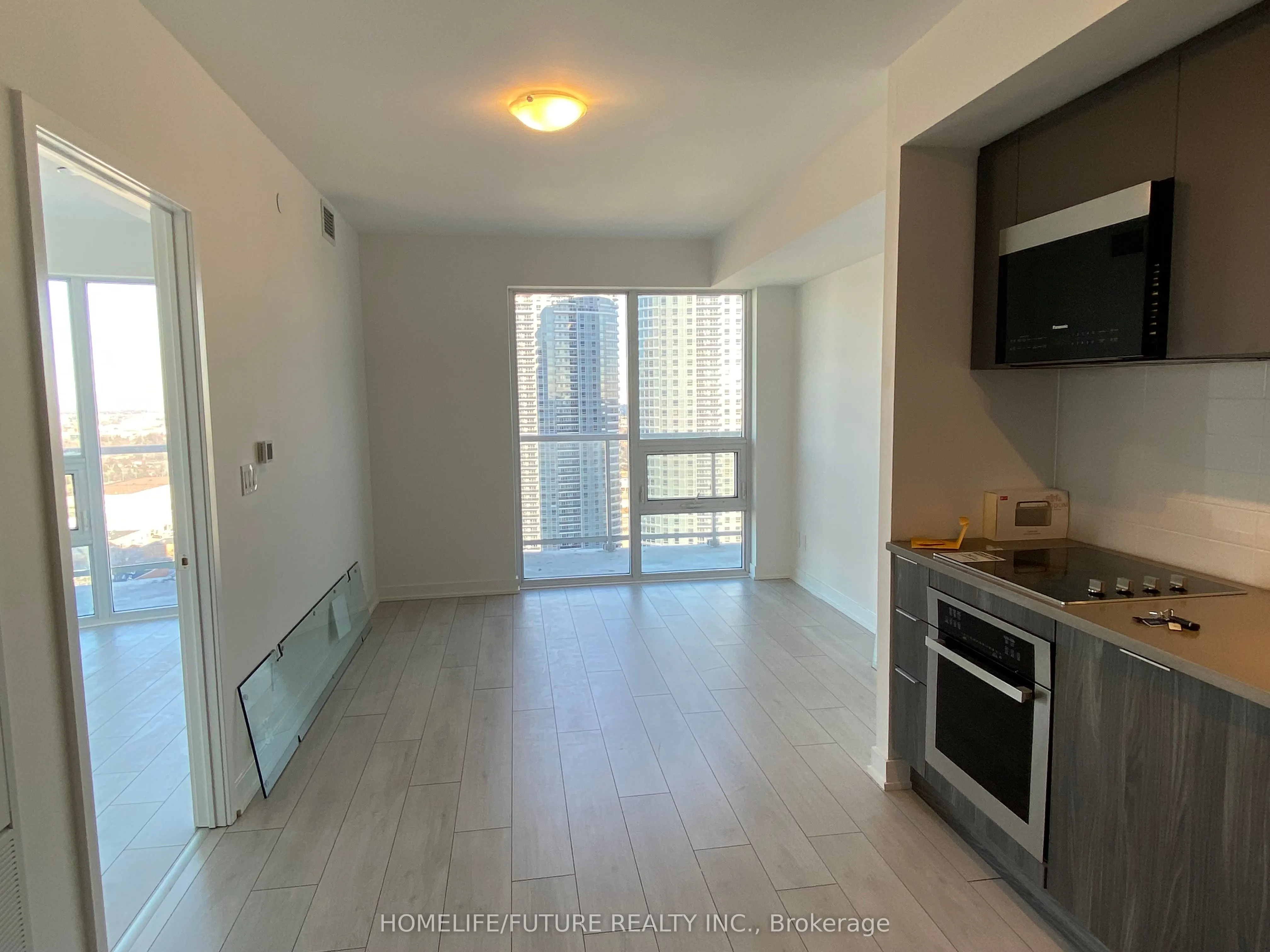 2033 Kennedy Road, #2805