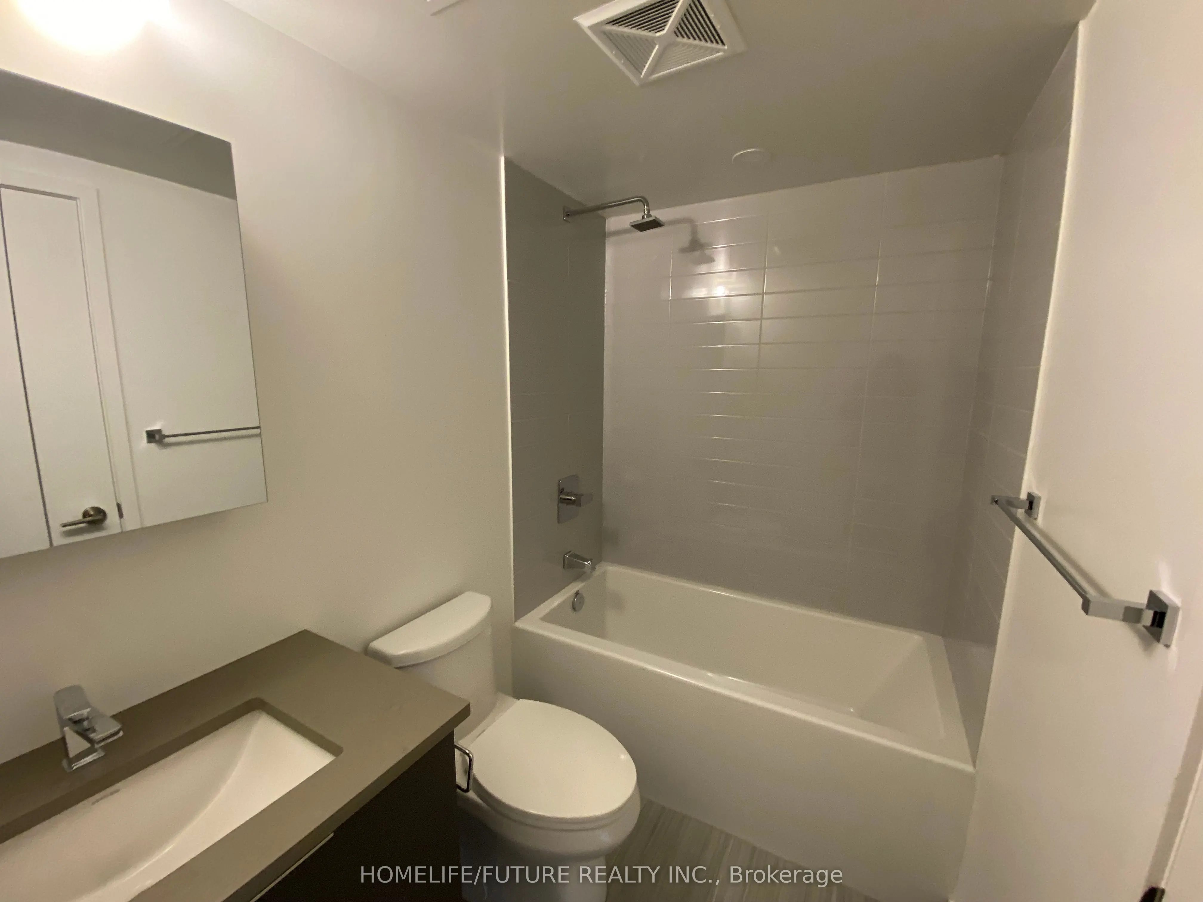 2033 Kennedy Road, #2805