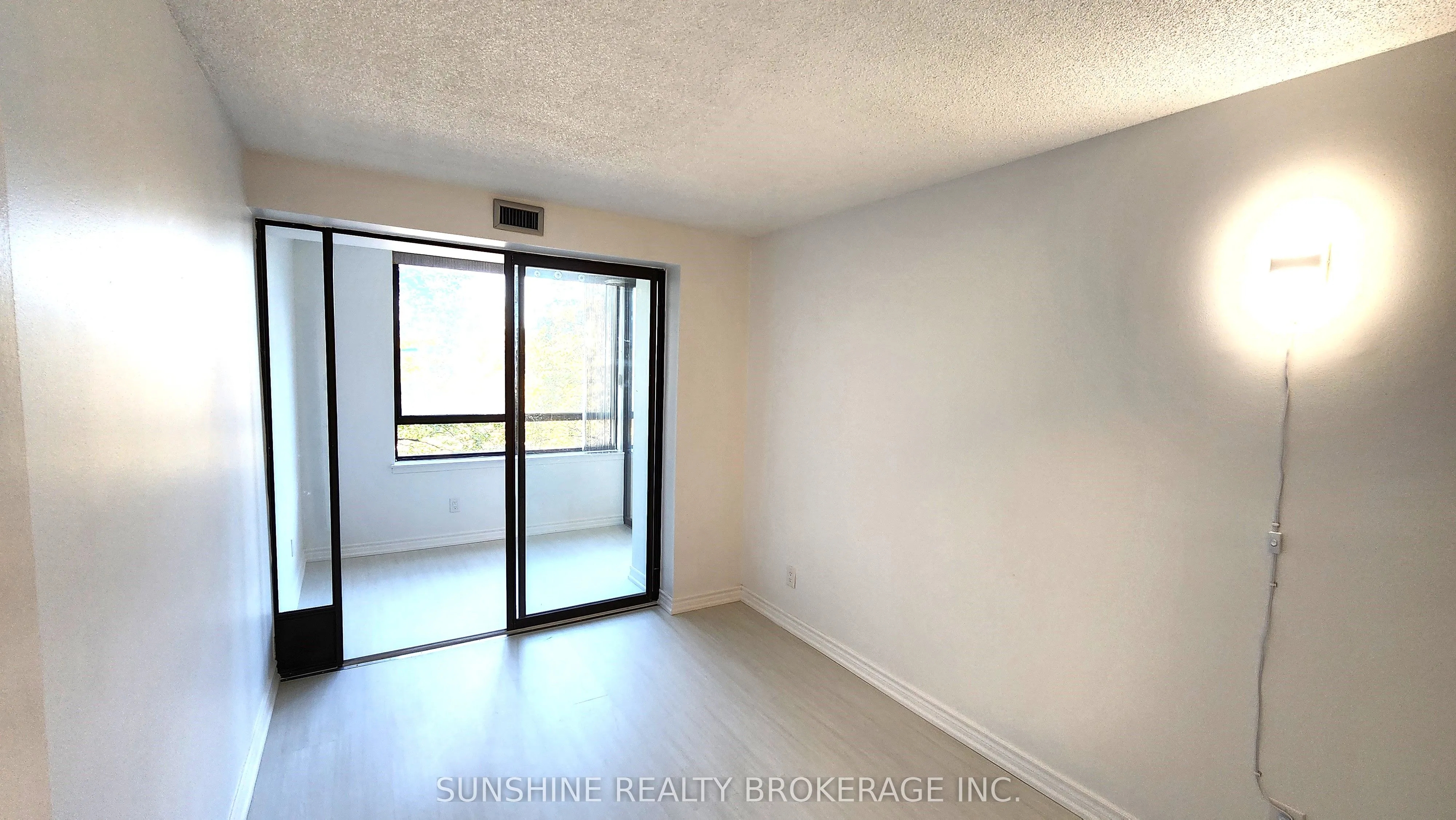 25 Bamburgh Circle, #340