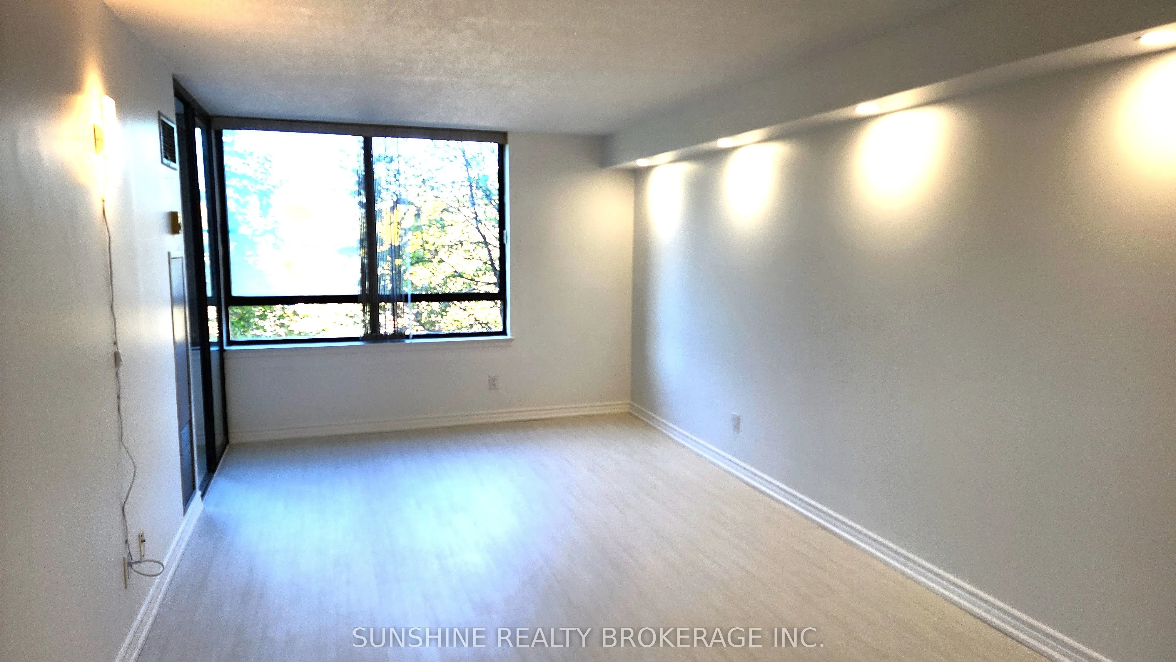 25 Bamburgh Circle, #340