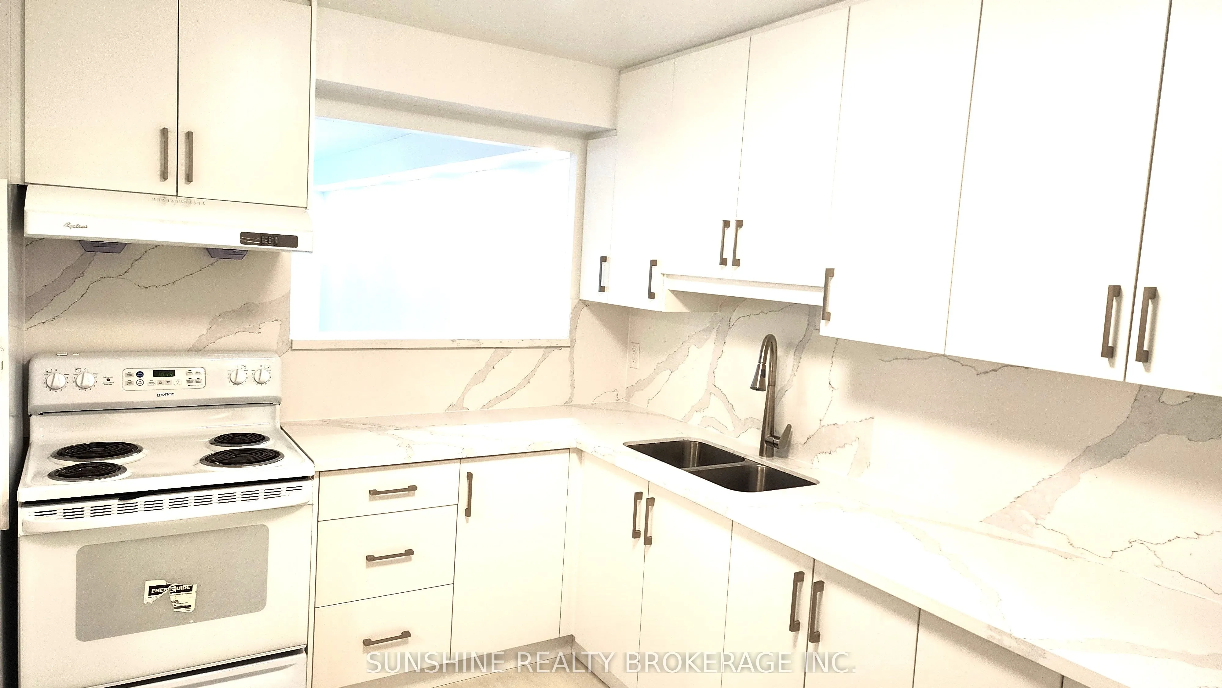 25 Bamburgh Circle, #340