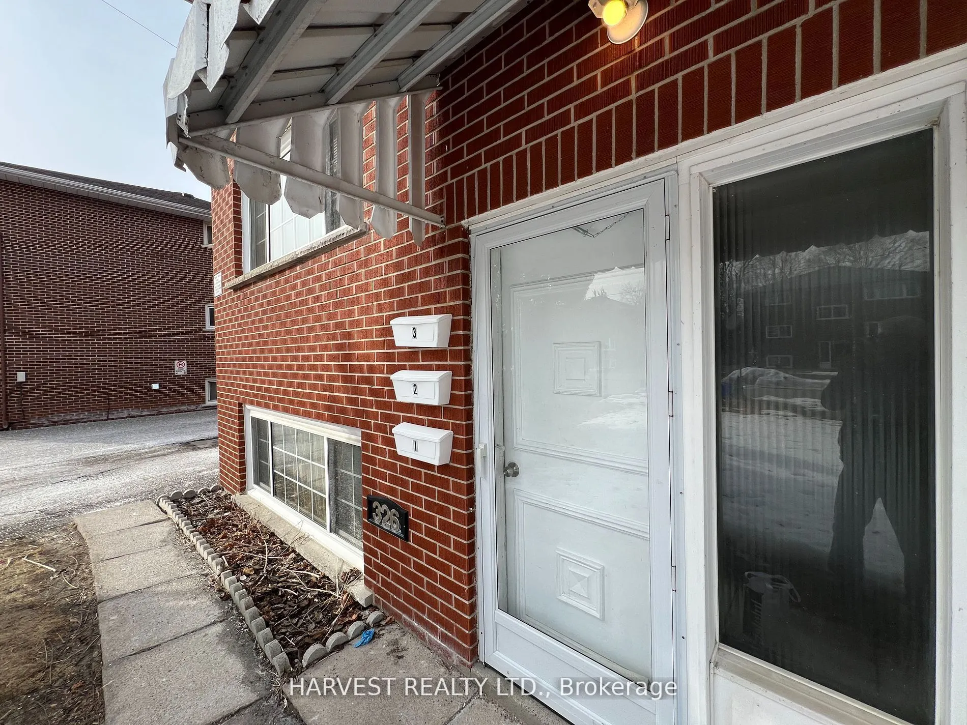 326 Surrey Drive