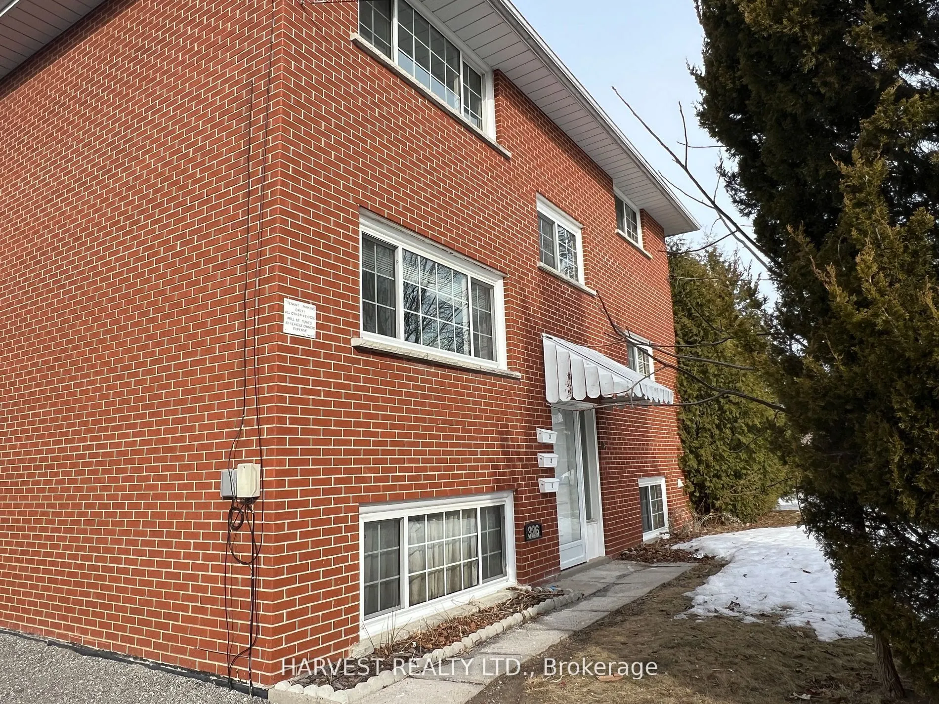 326 Surrey Drive