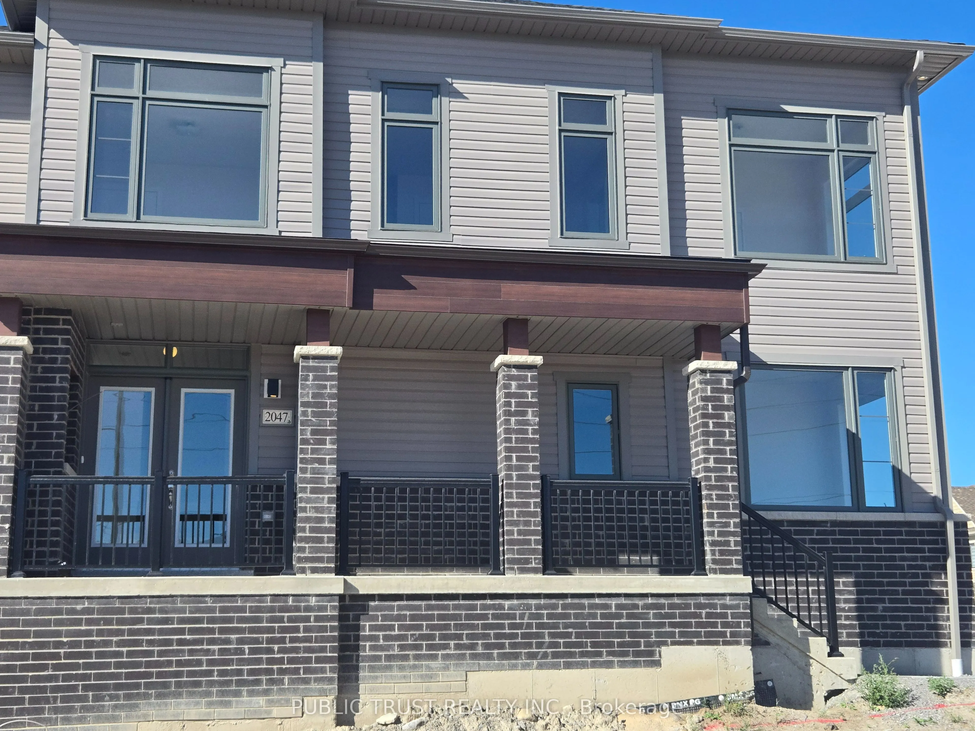 2047 Horace Duncan Cres