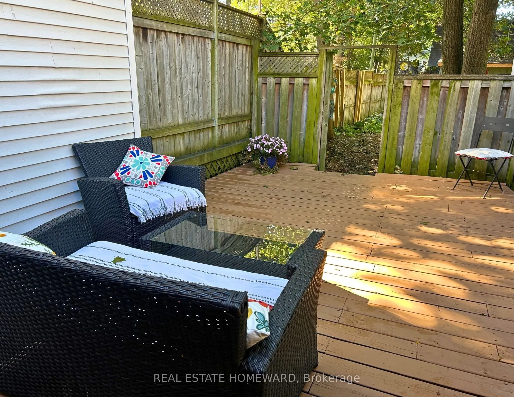 450 Scarborough Road, #Upper