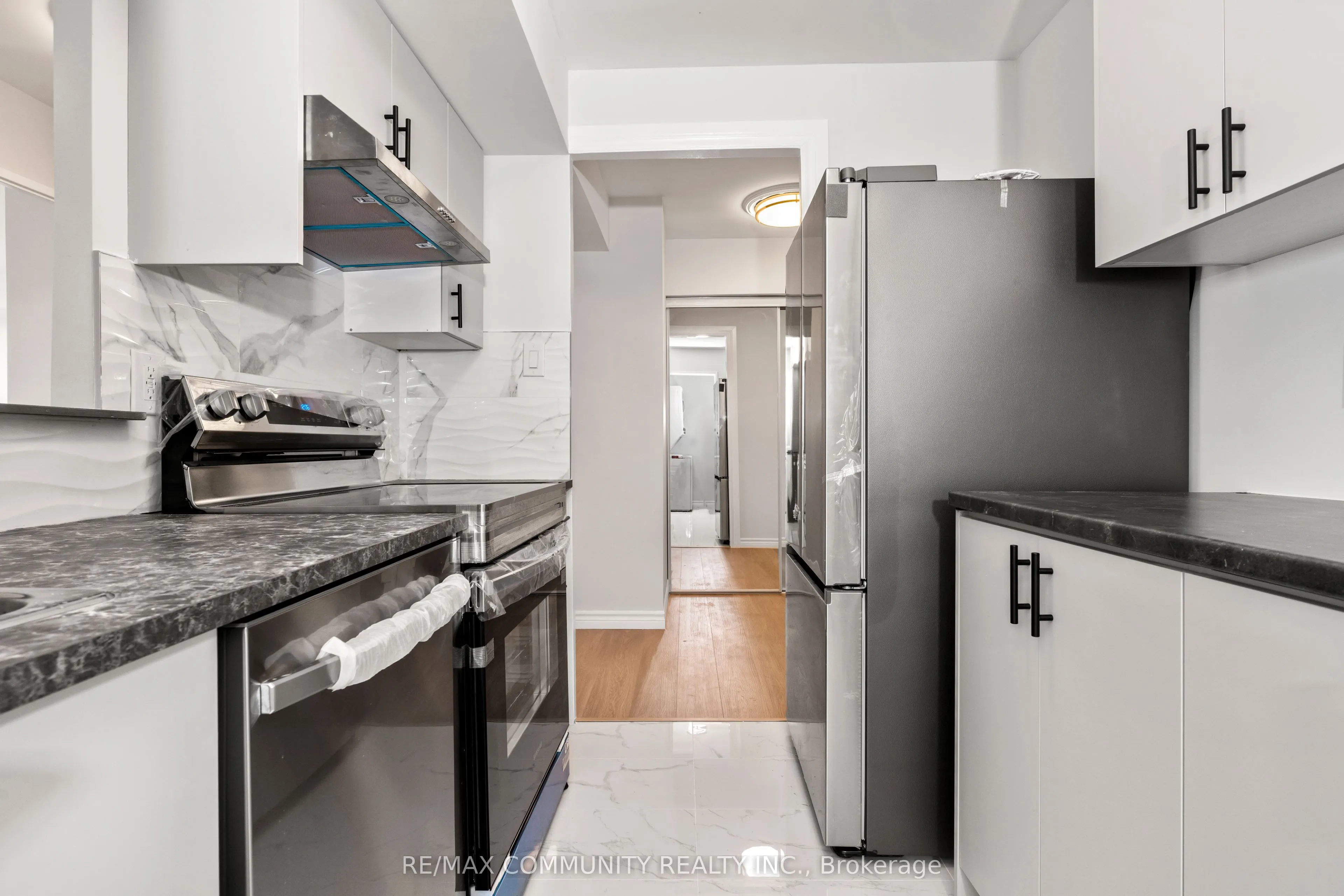 330 Mccowan Road, #501
