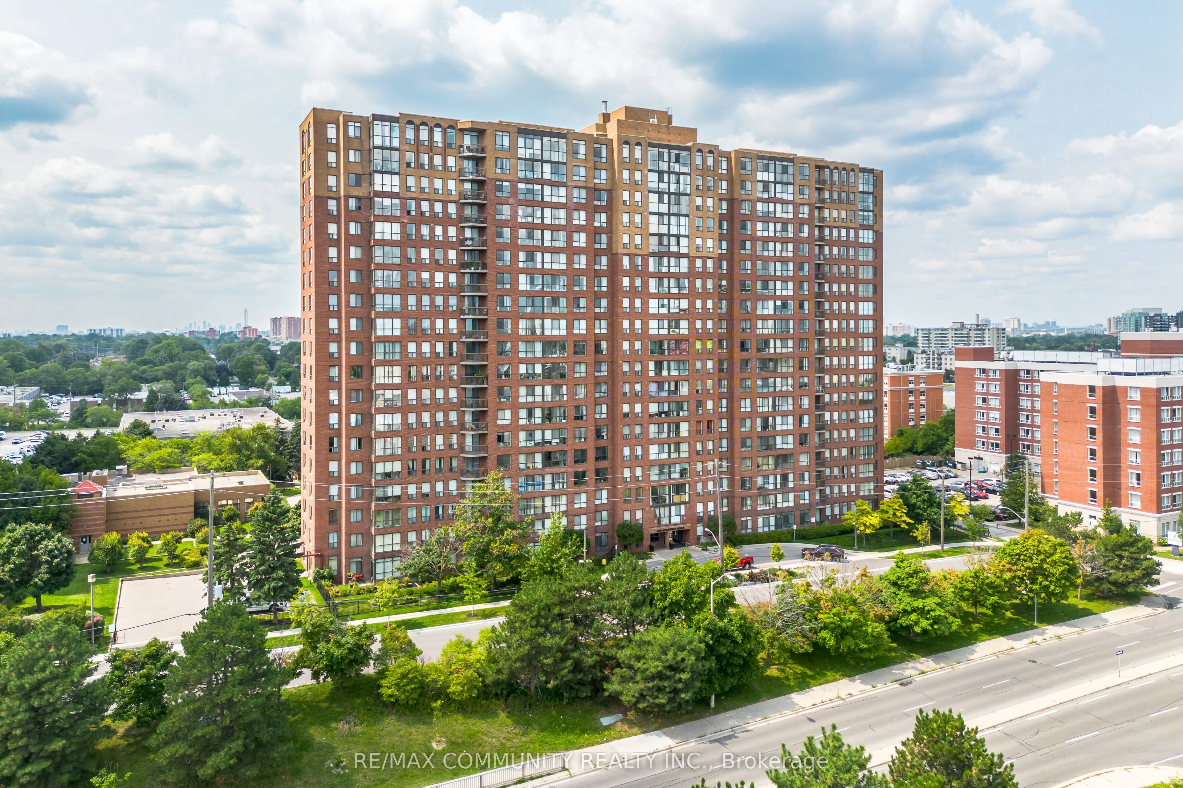 330 Mccowan Road, #501