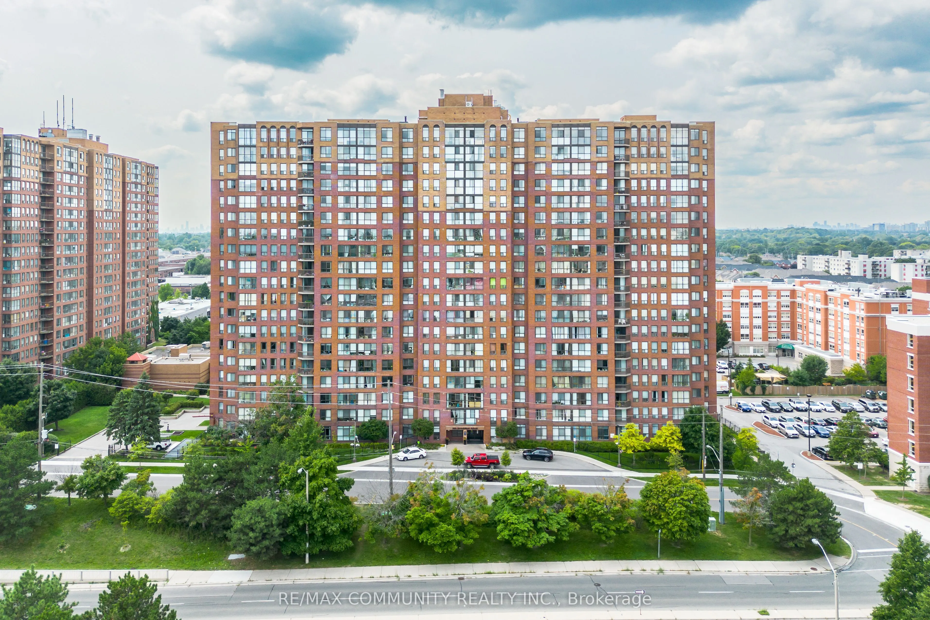 330 Mccowan Road, #501
