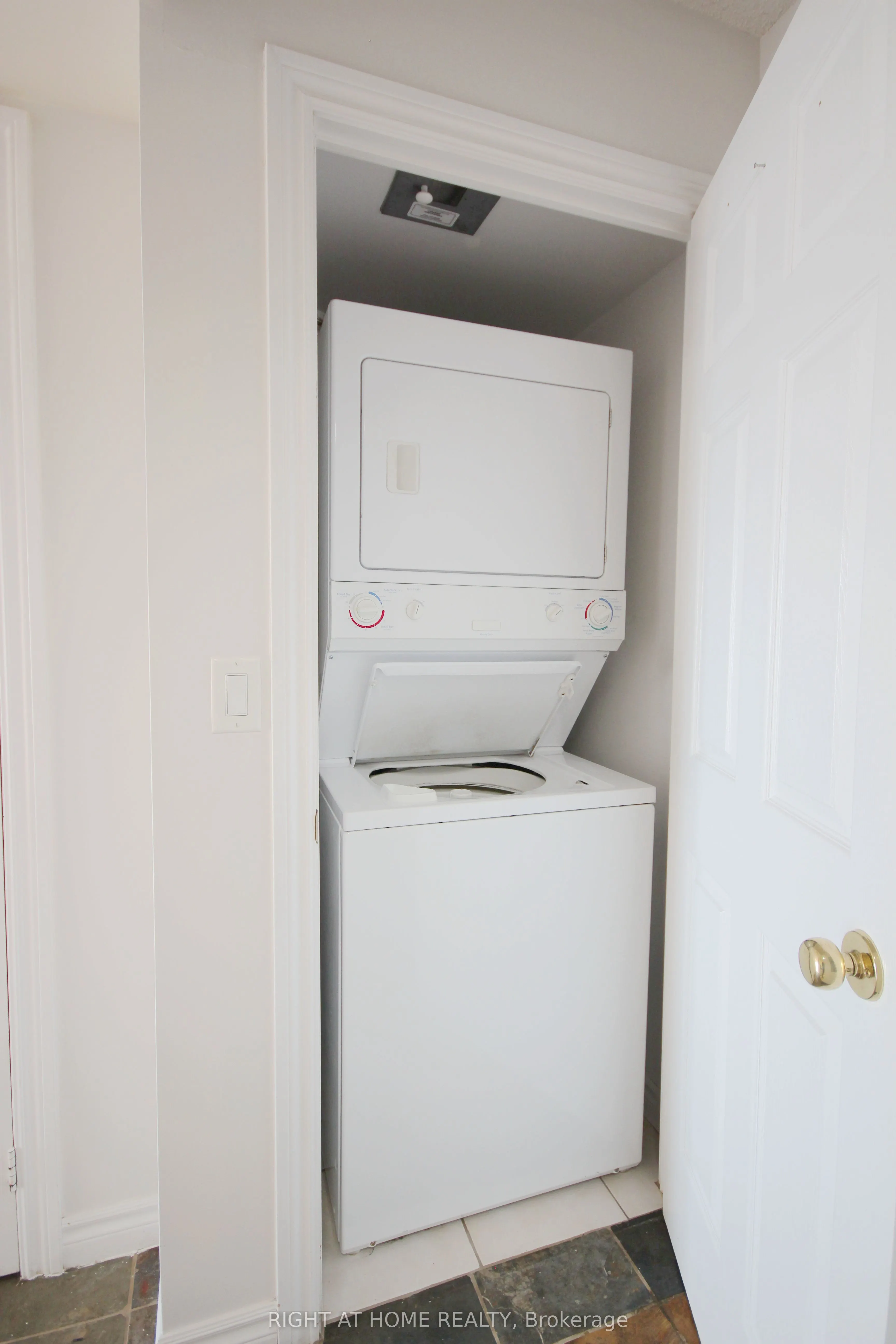 2627 McCowan Road, #1611