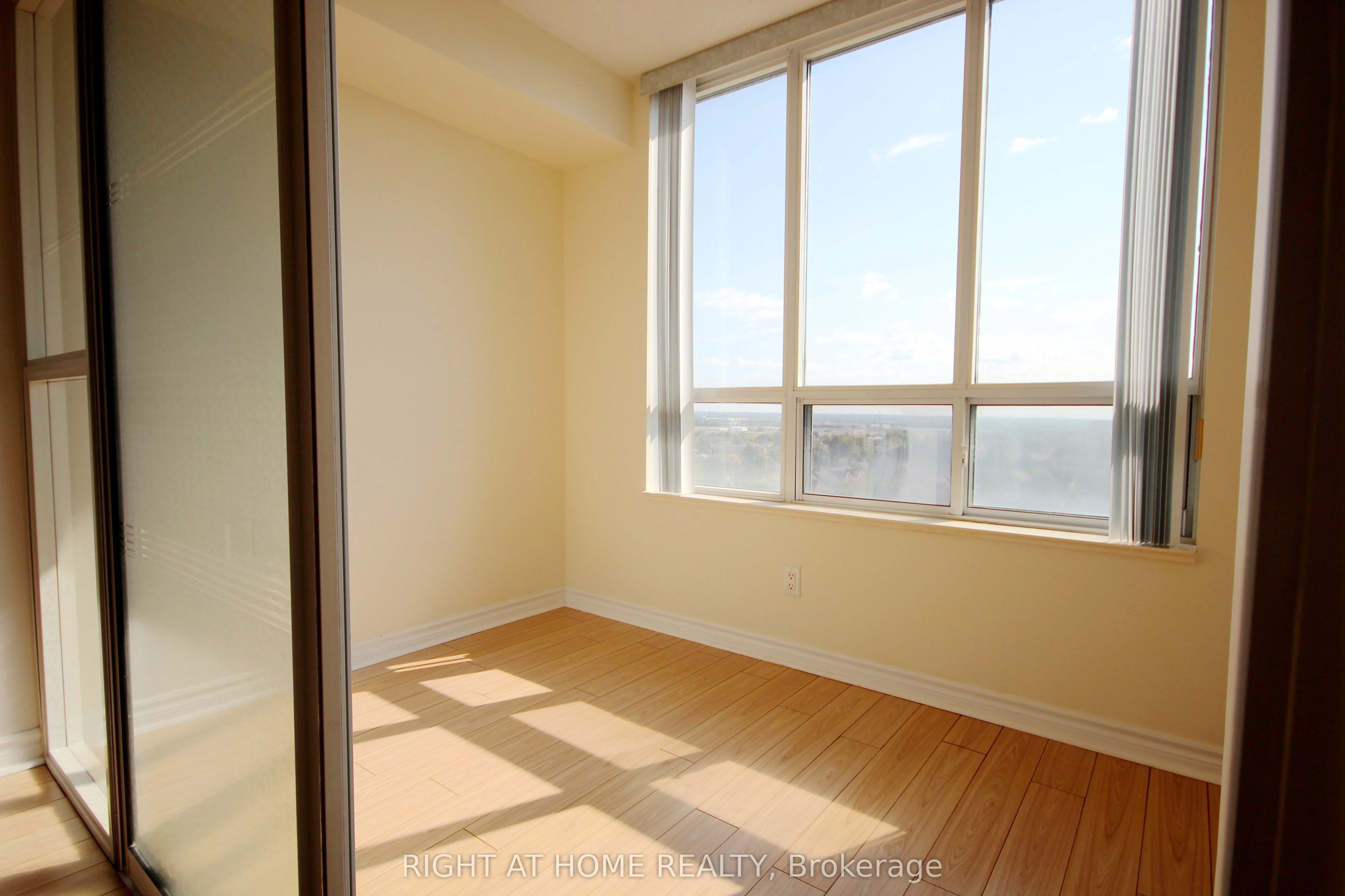 2627 McCowan Road, #1611
