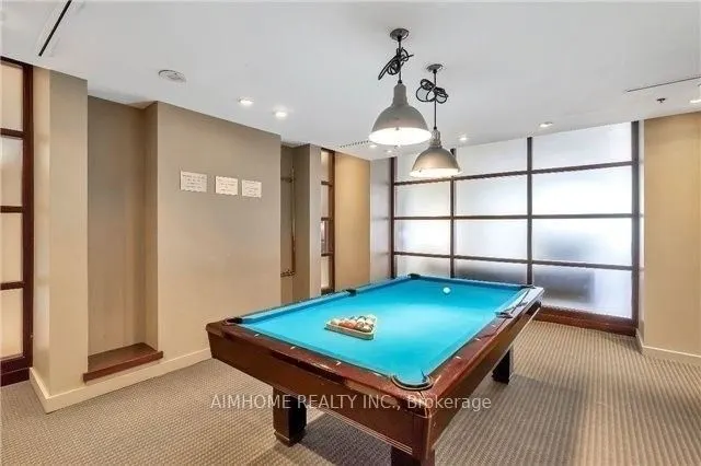 36 Lee Centre Drive, #1101