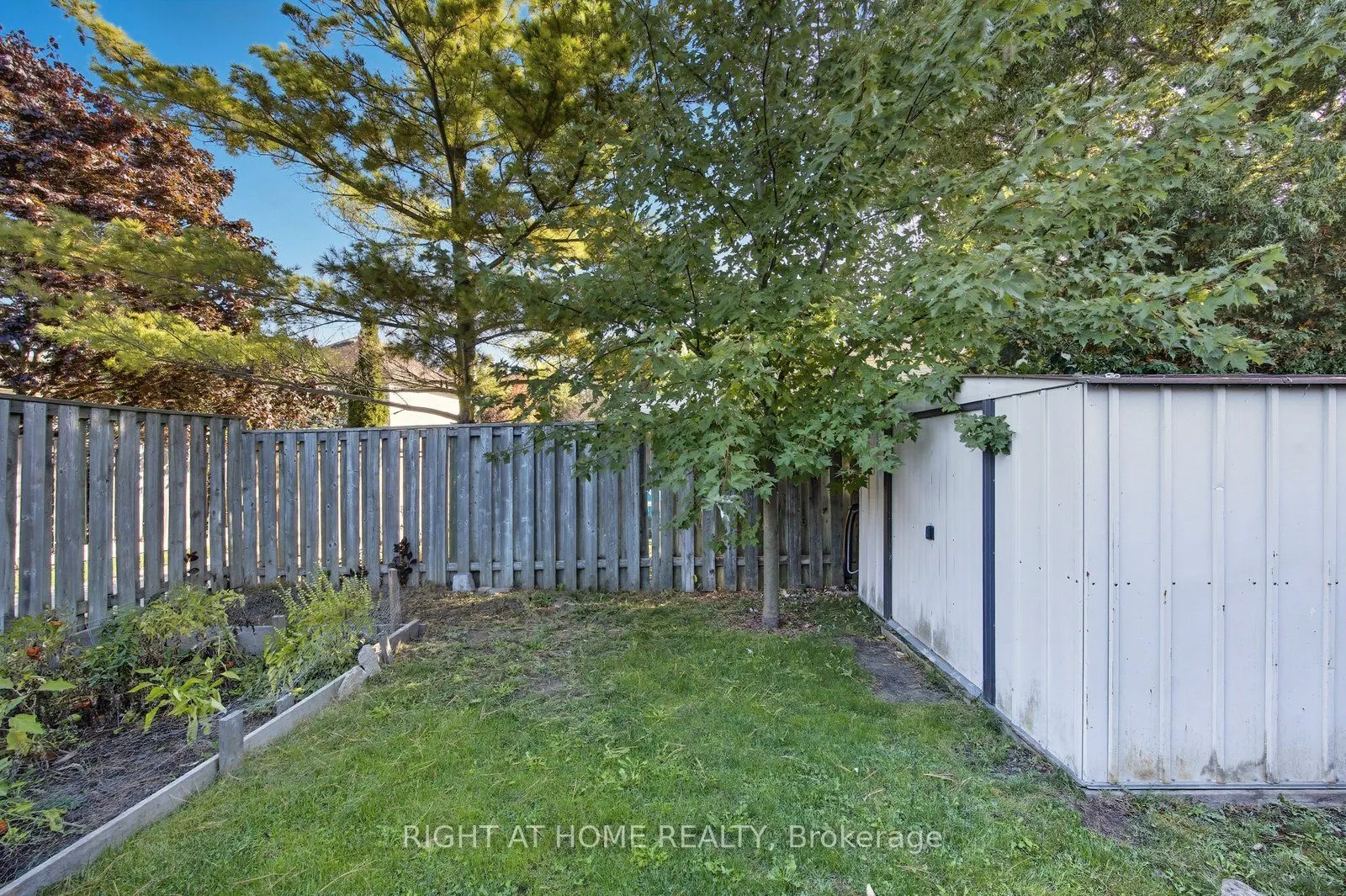 15 Glanville Crescent