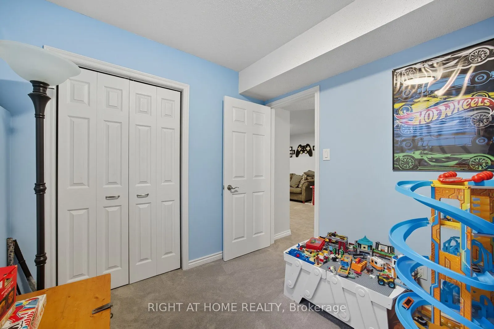 15 Glanville Crescent