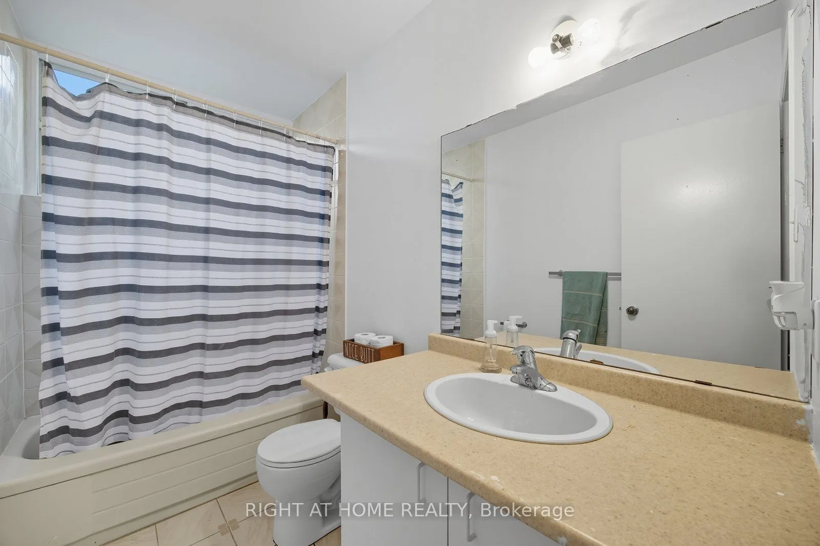 15 Glanville Crescent