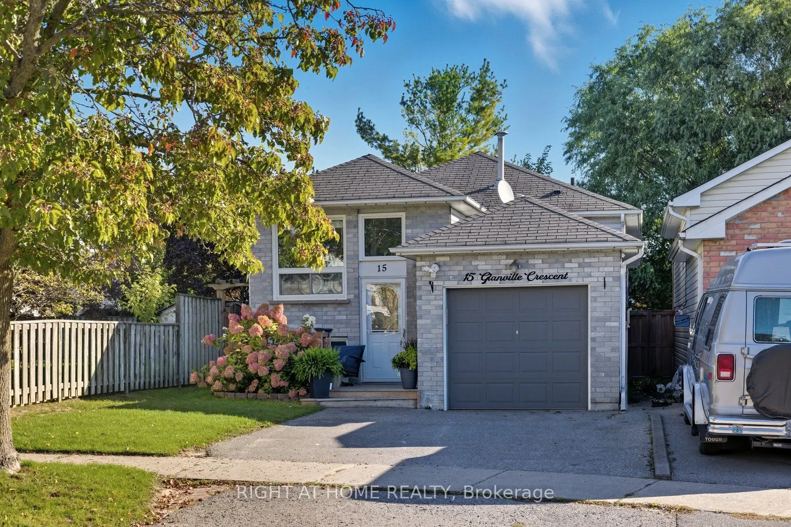15 Glanville Crescent