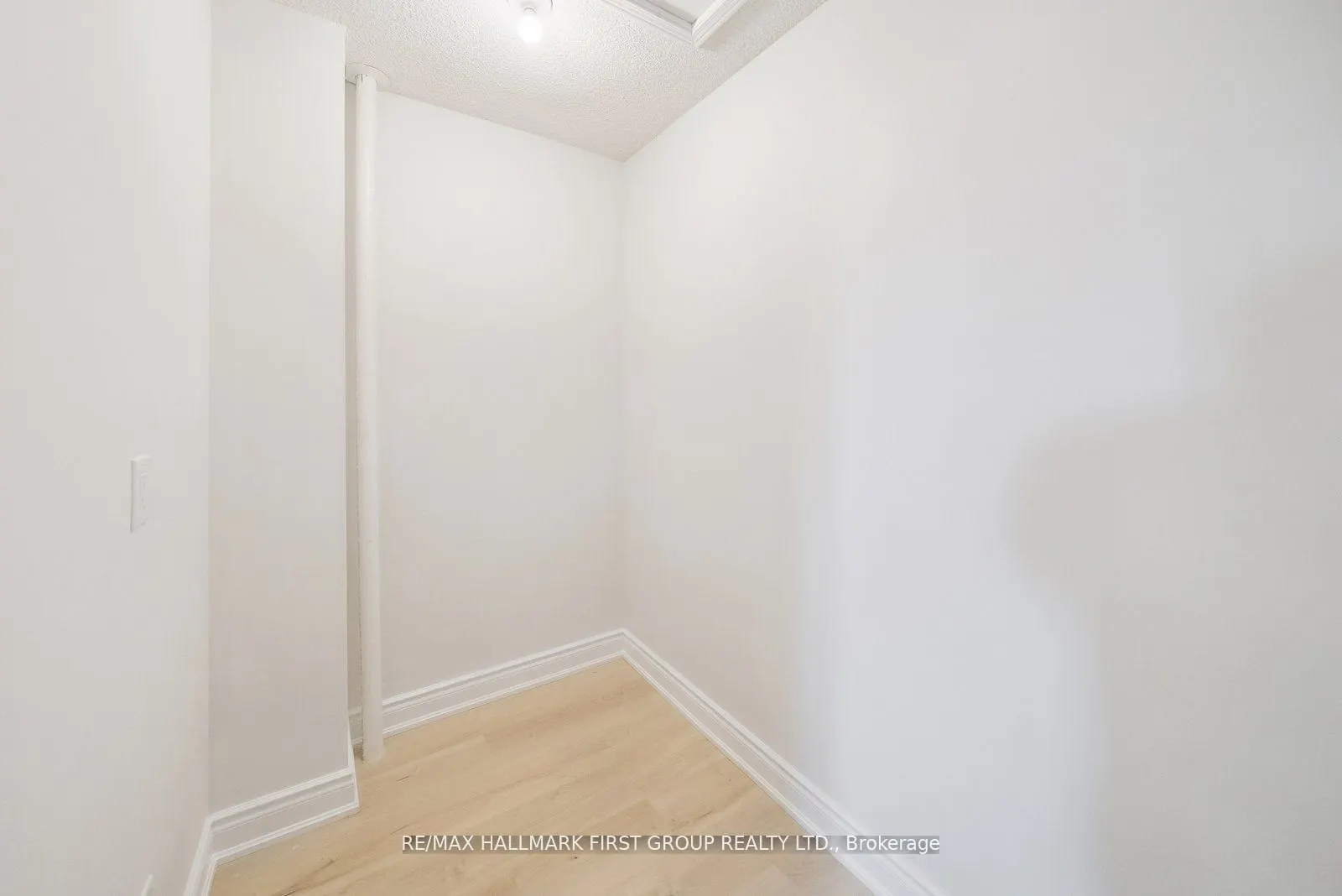 1400 The Esplanade Road N, #806