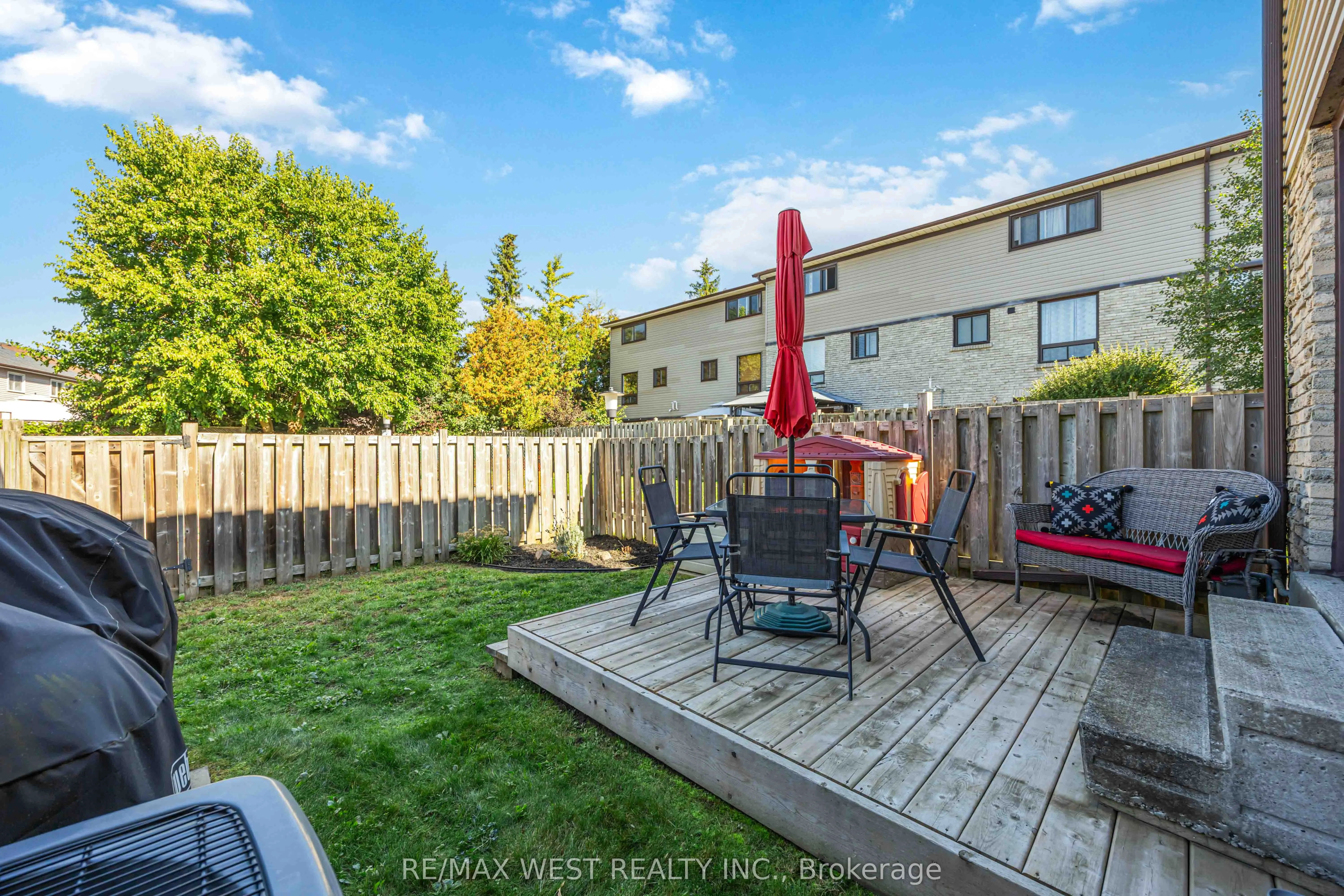 221 Ormond Drive, #E8
