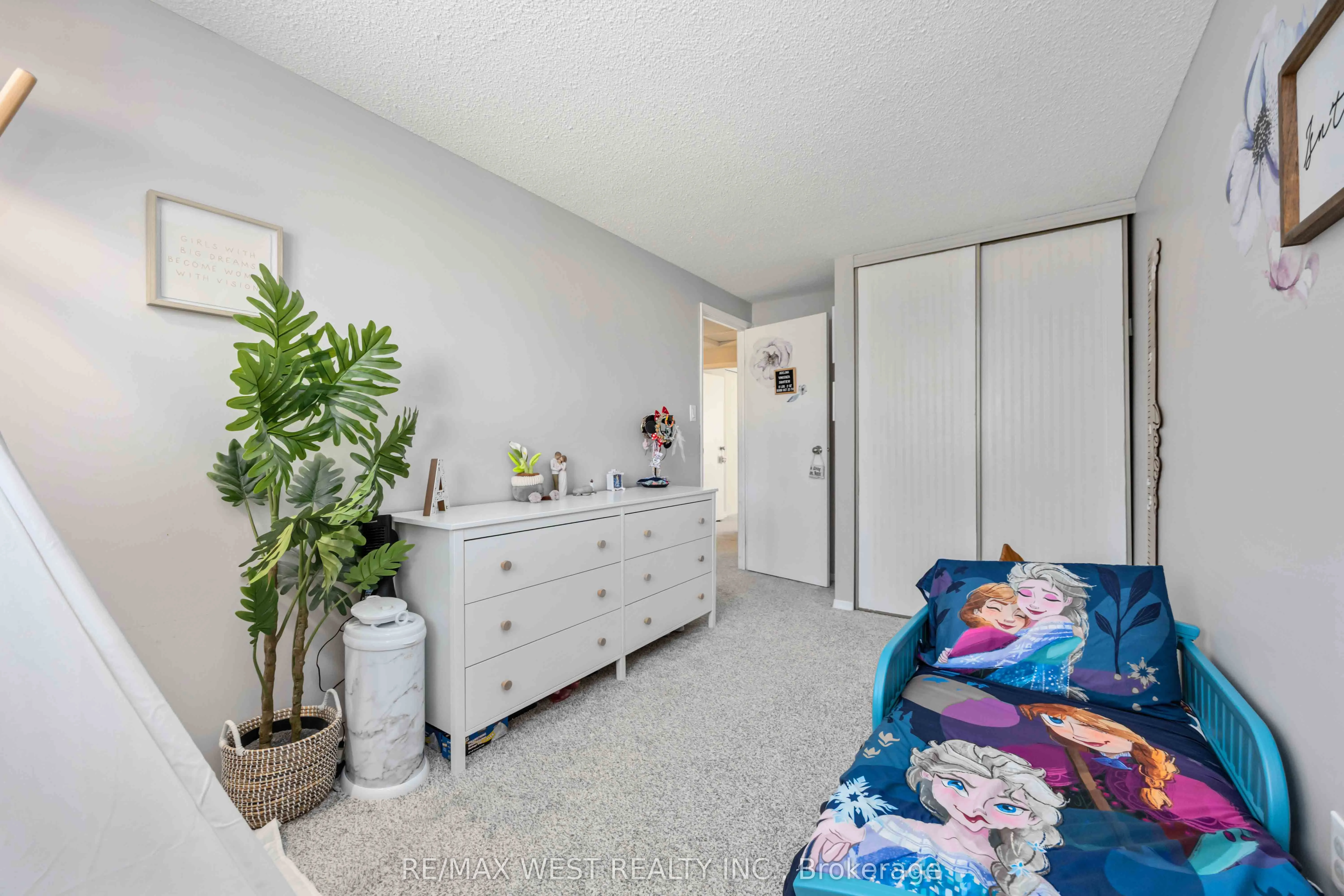 221 Ormond Drive, #E8
