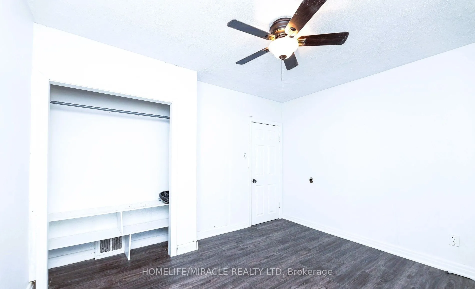 1251 Warden Avenue, #Main