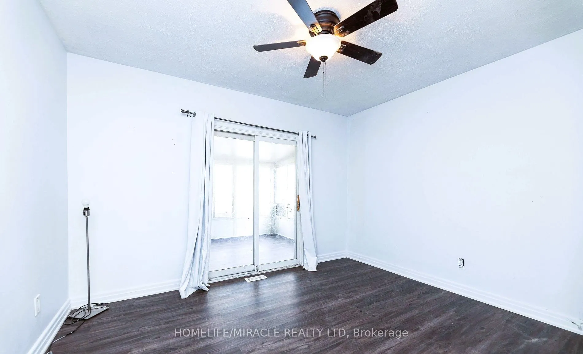 1251 Warden Avenue, #Main
