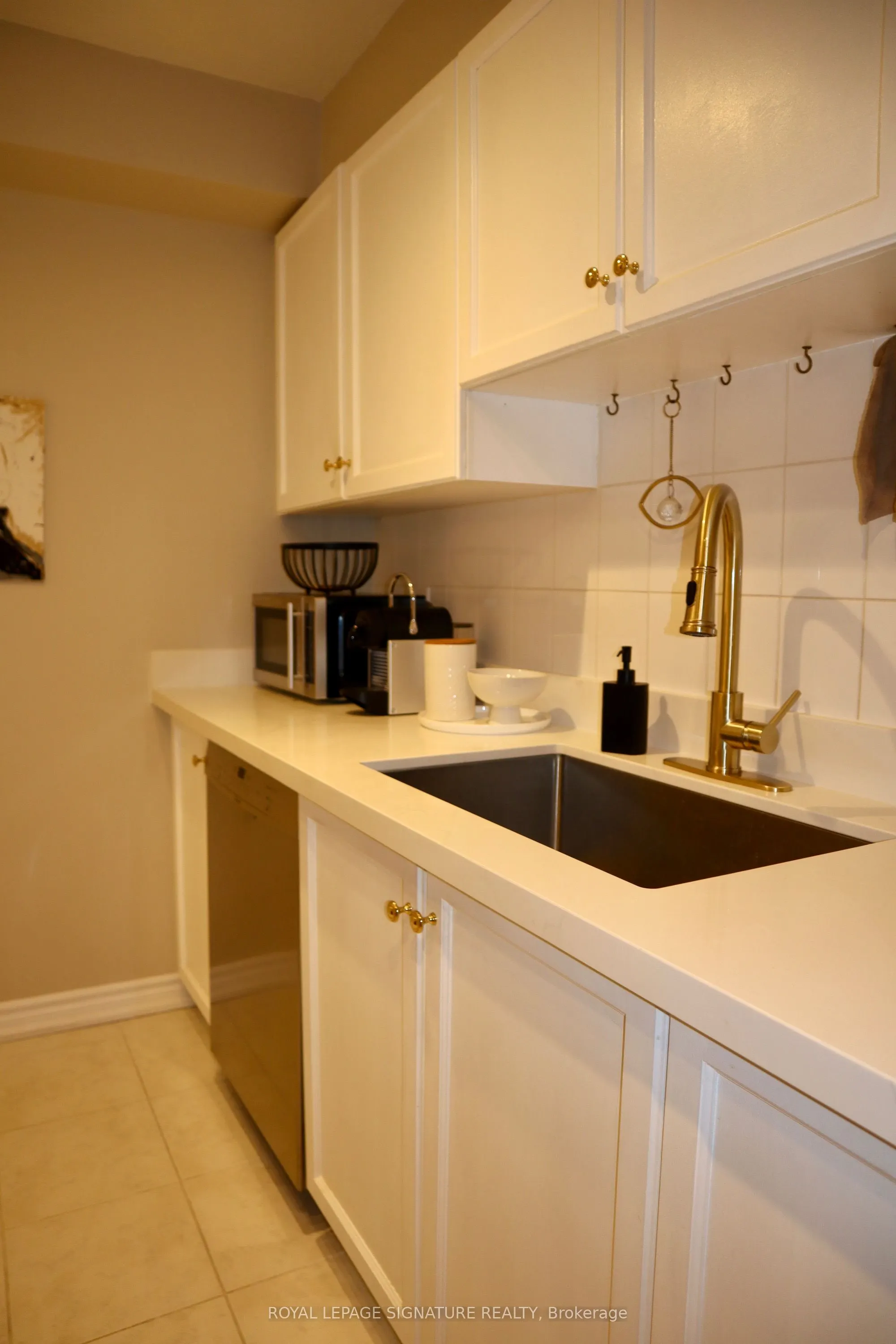 1883 McNicoll Avenue, #801
