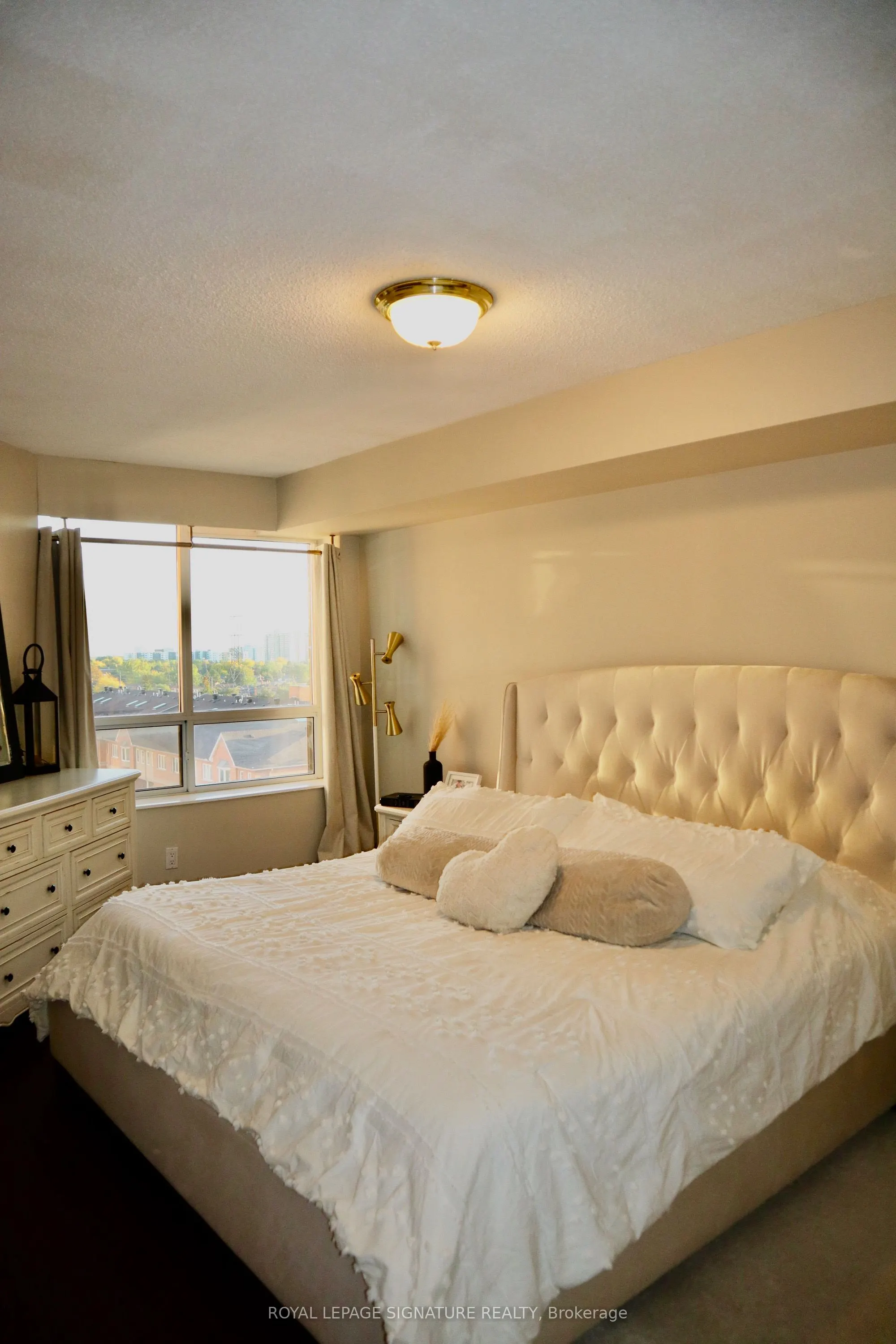 1883 McNicoll Avenue, #801