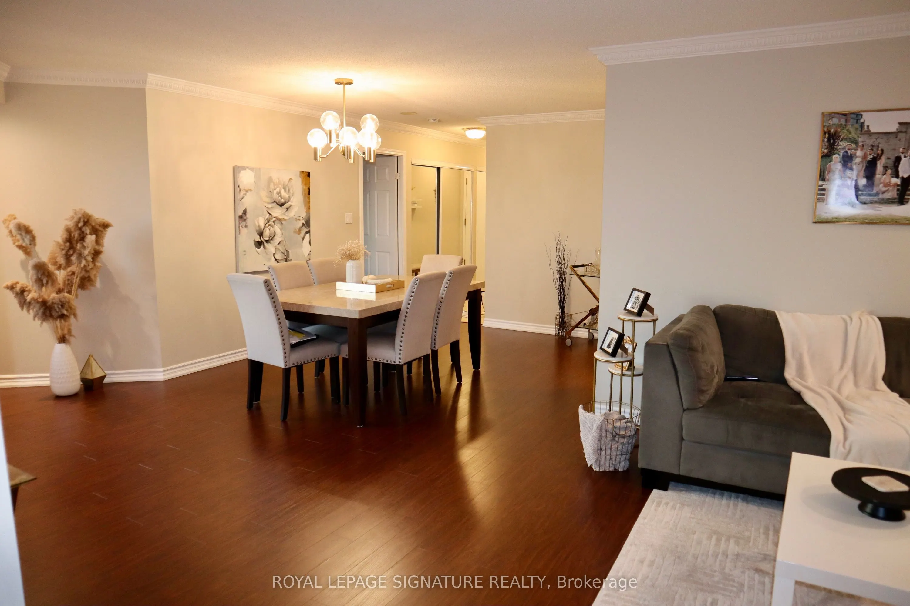 1883 McNicoll Avenue, #801