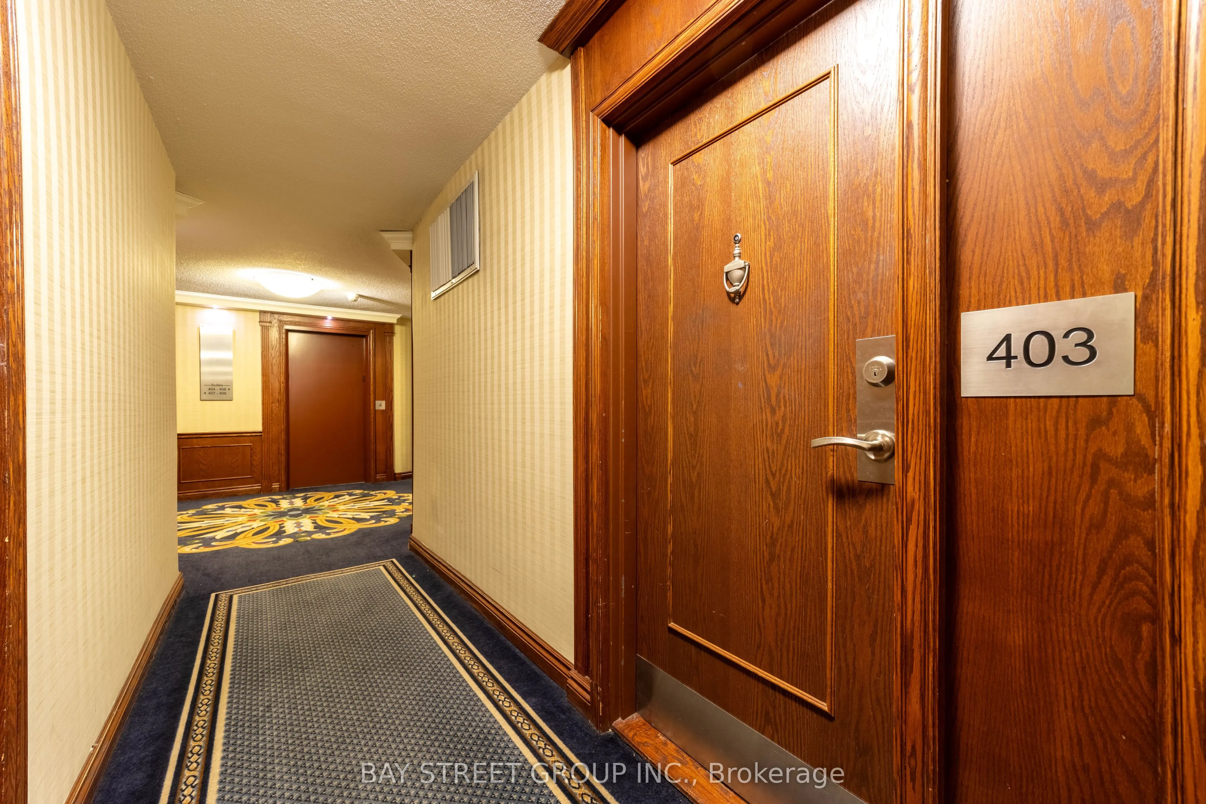 980 Broadview Avenue, #403