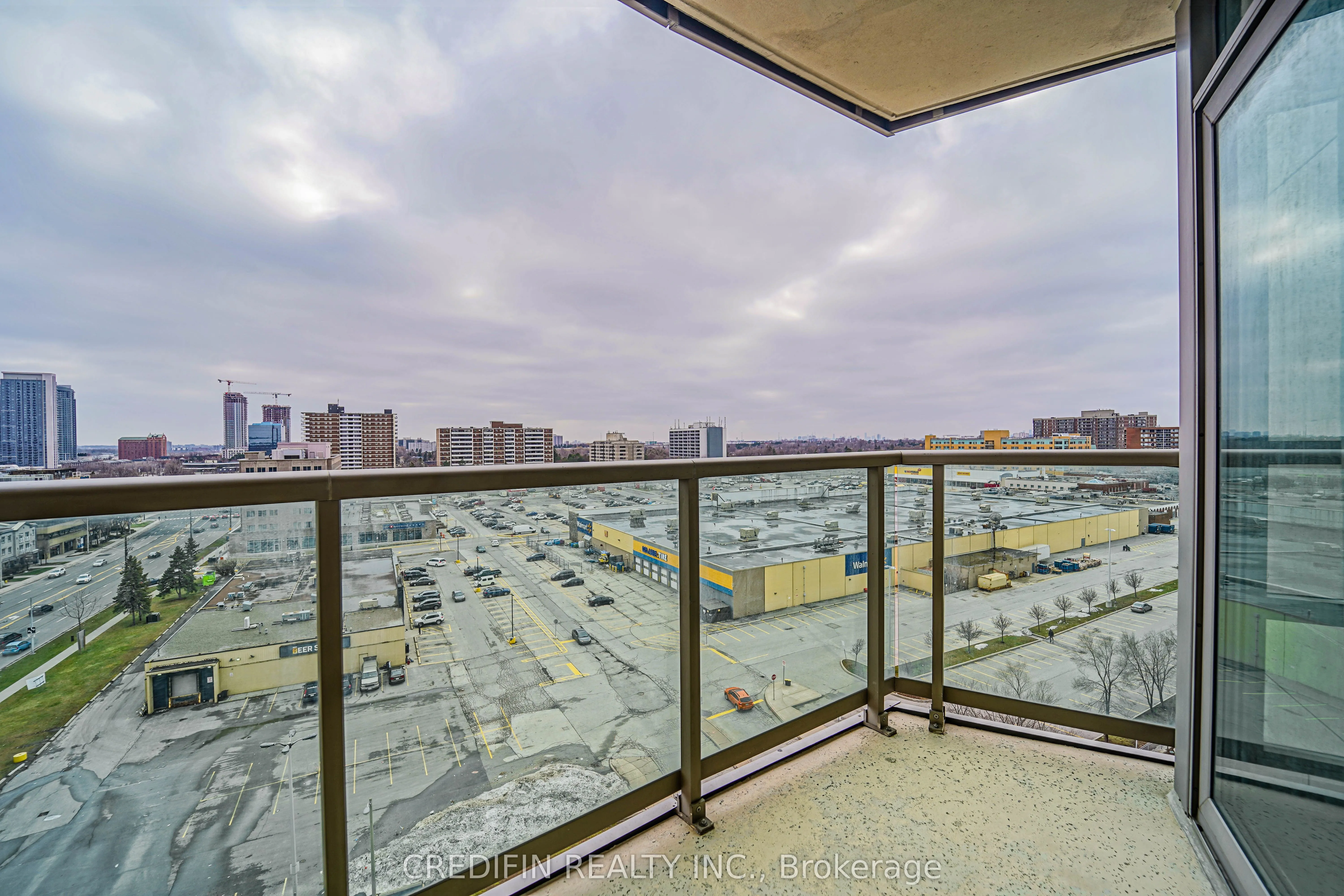 238 Bonis Avenue, #1118