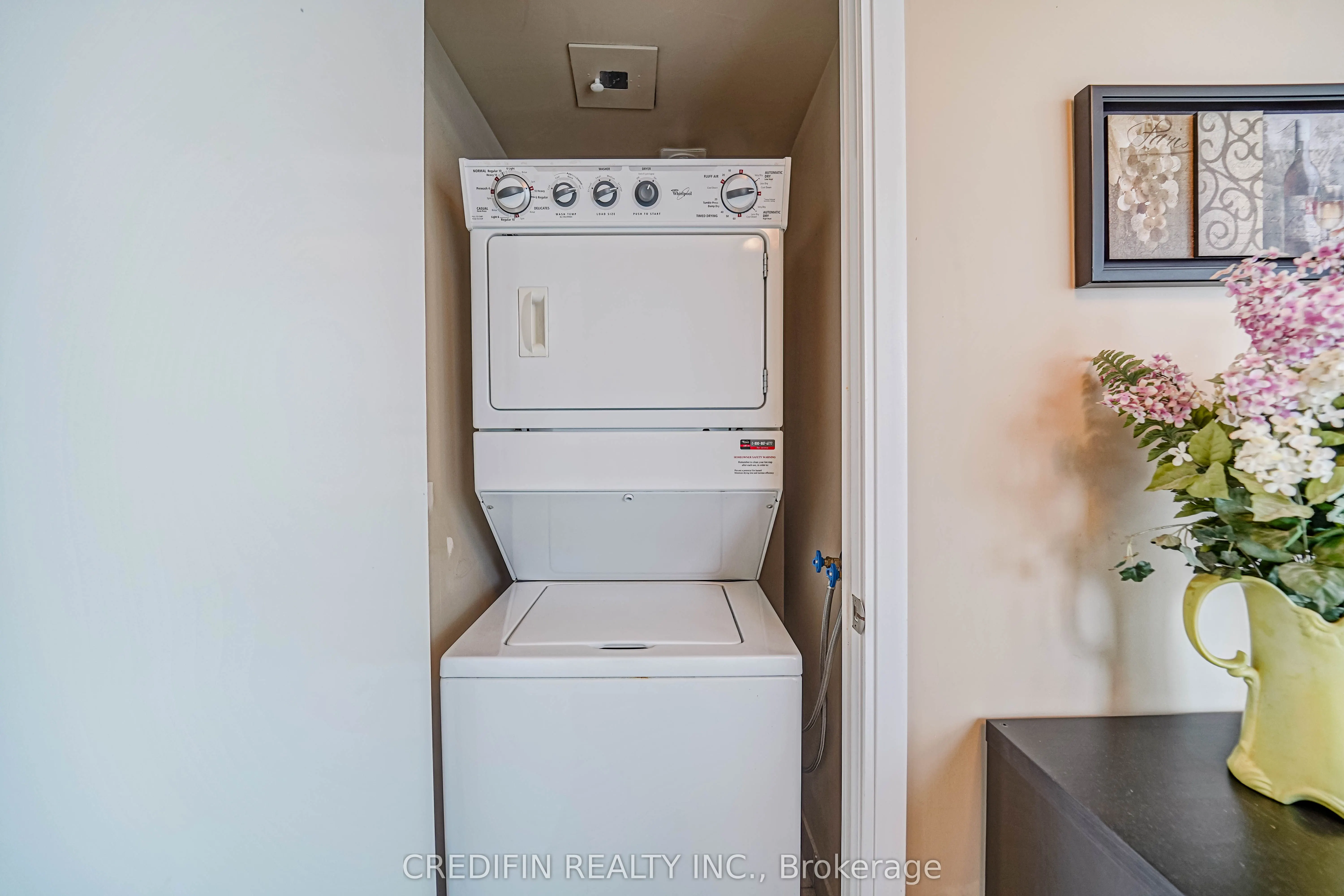 238 Bonis Avenue, #1118