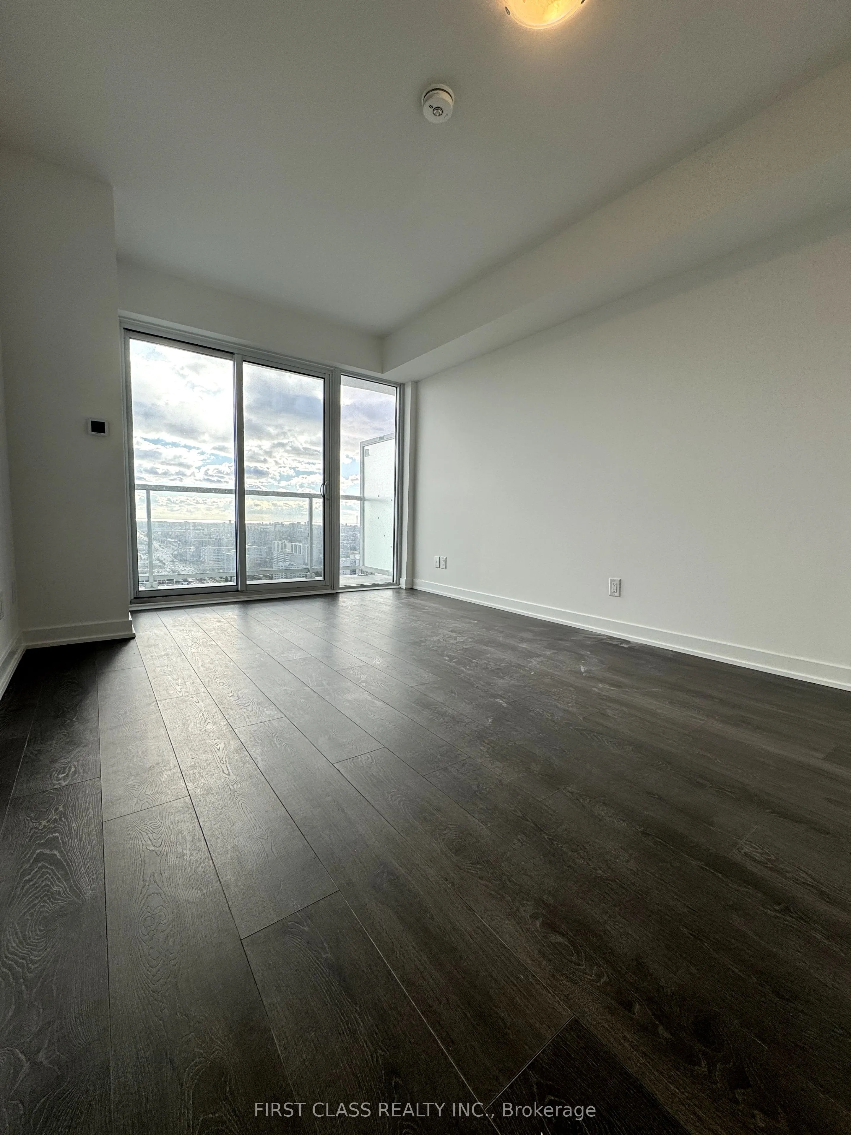 2033 Kennedy Road E, #3309