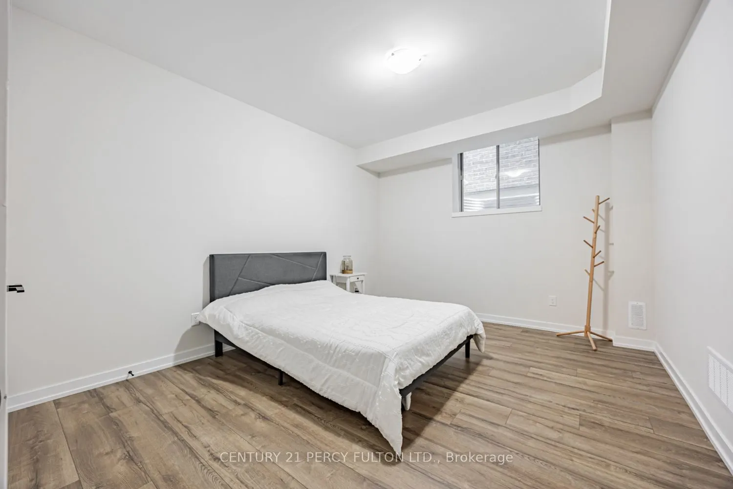 400 Finch Avenue, #17