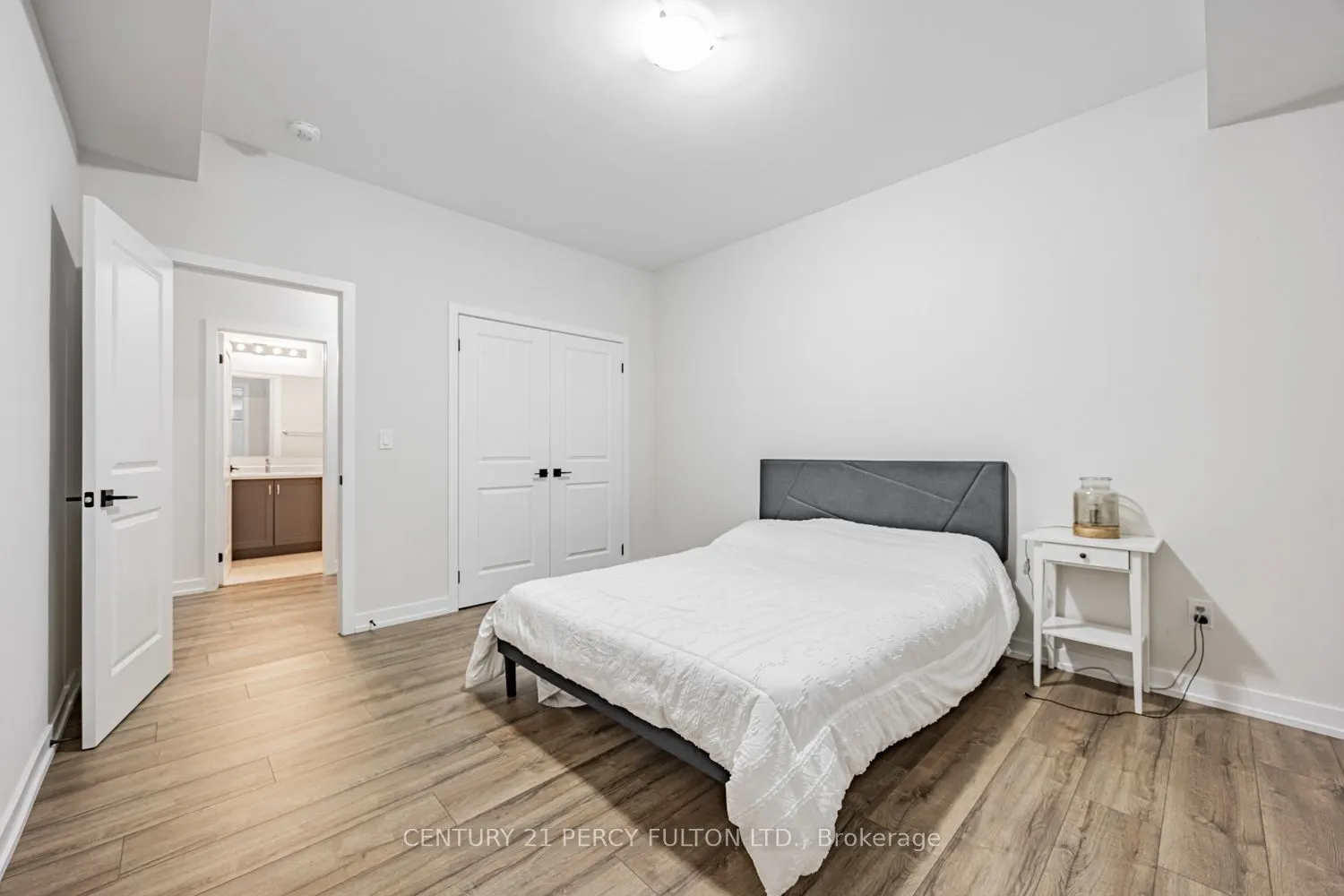 400 Finch Avenue, #17