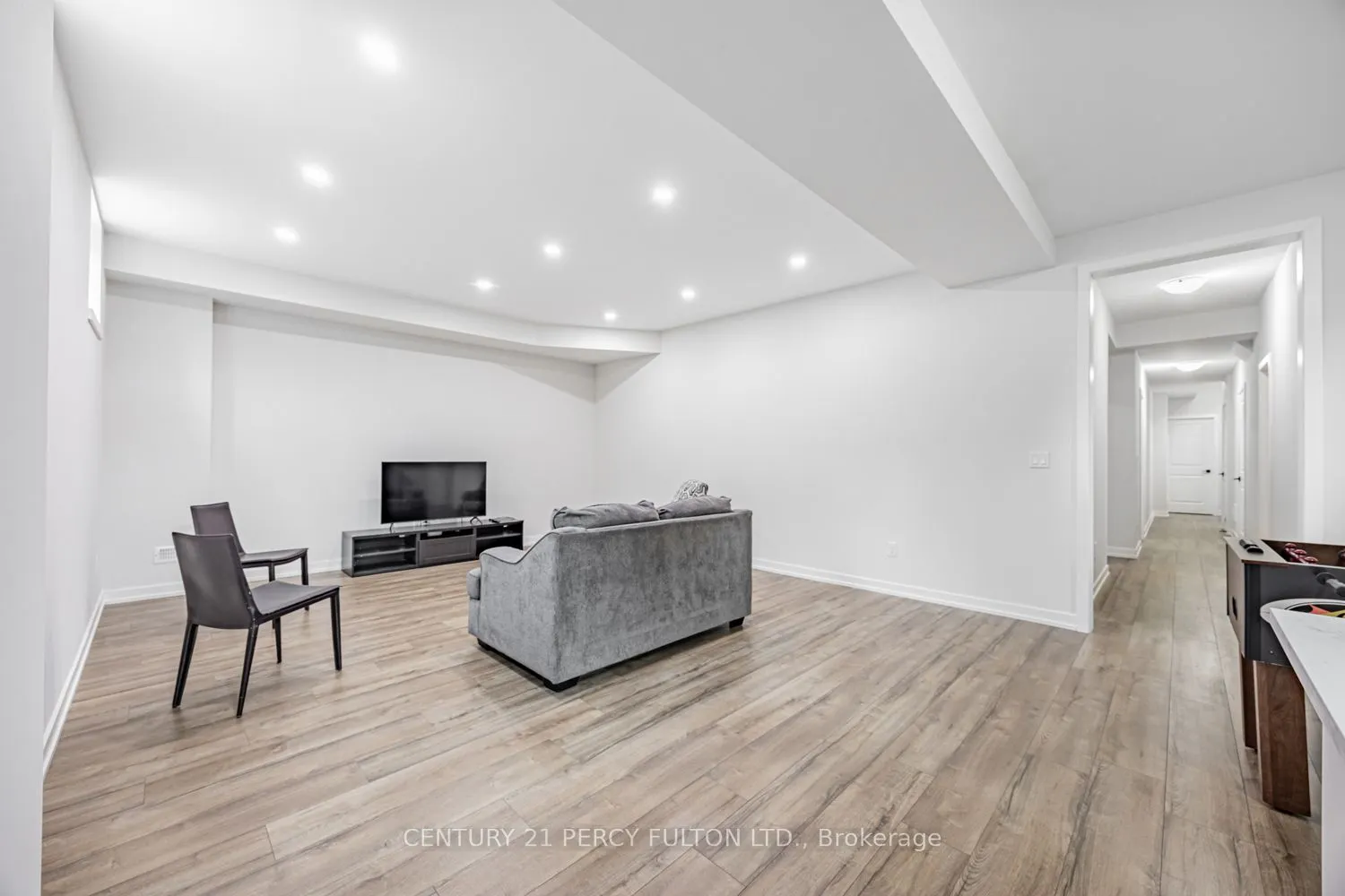 400 Finch Avenue, #17
