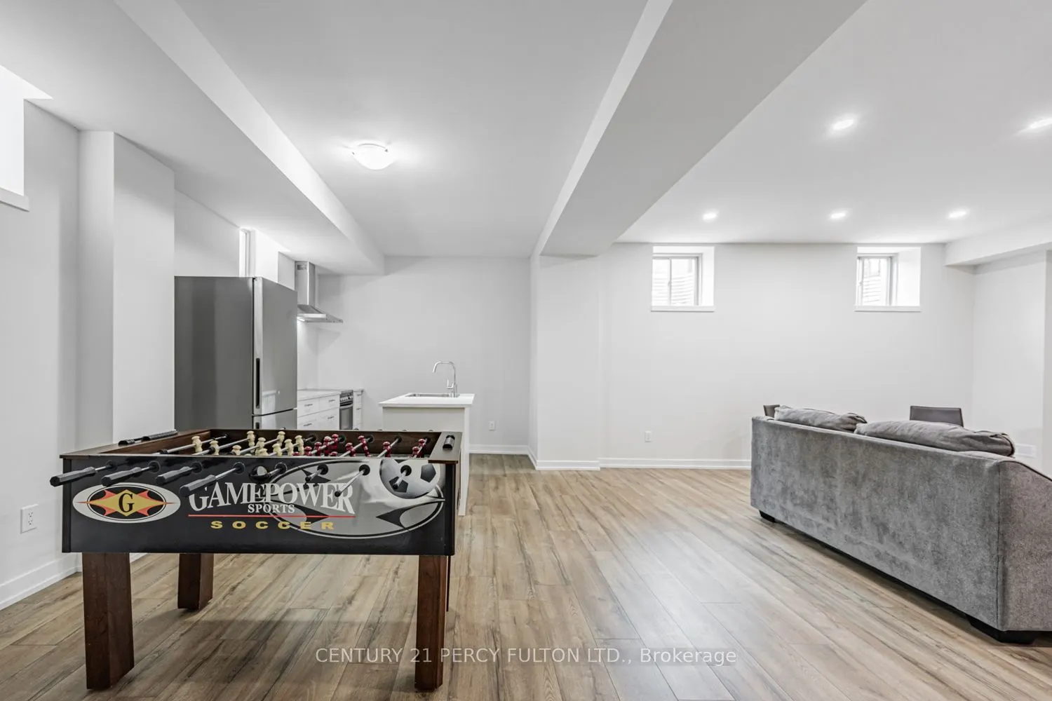400 Finch Avenue, #17