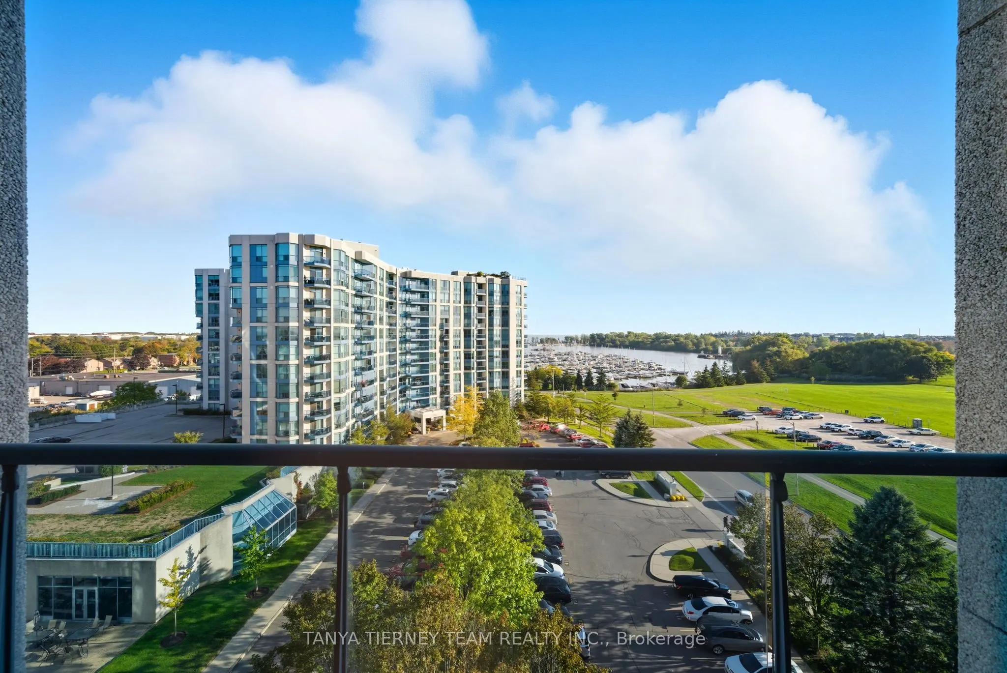 360 Watson Street, #805