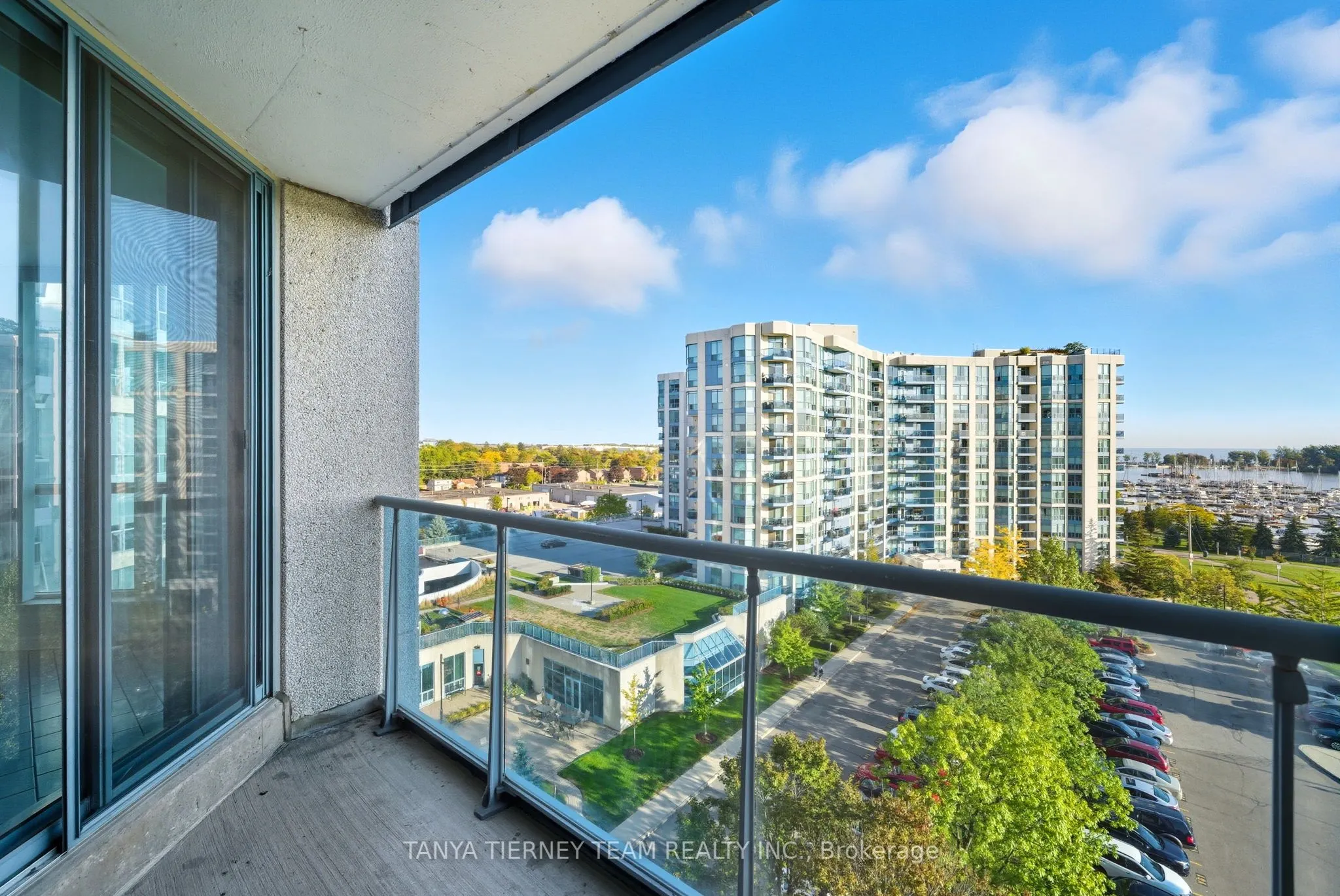 360 Watson Street, #805