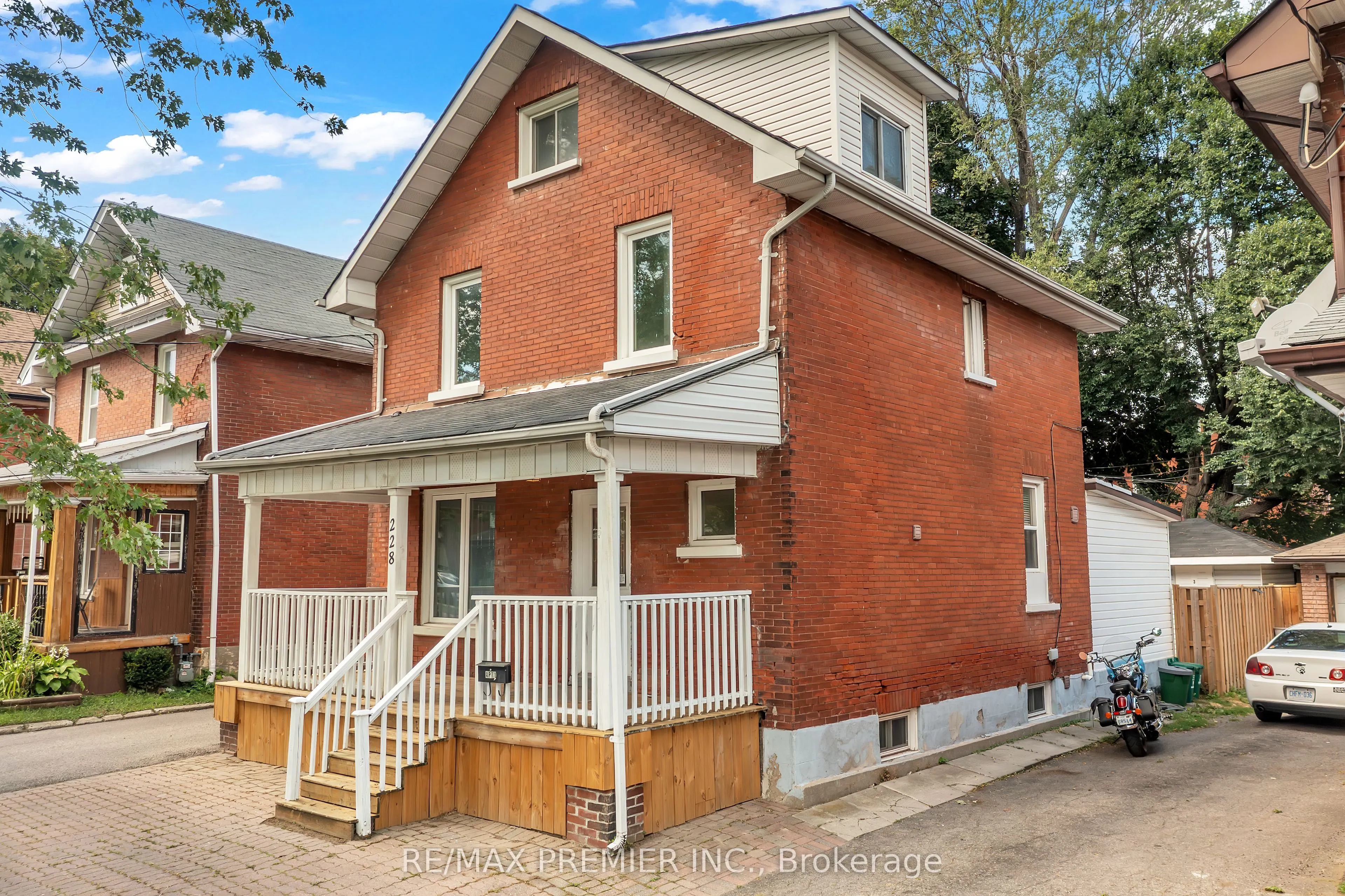 228 Bruce Street