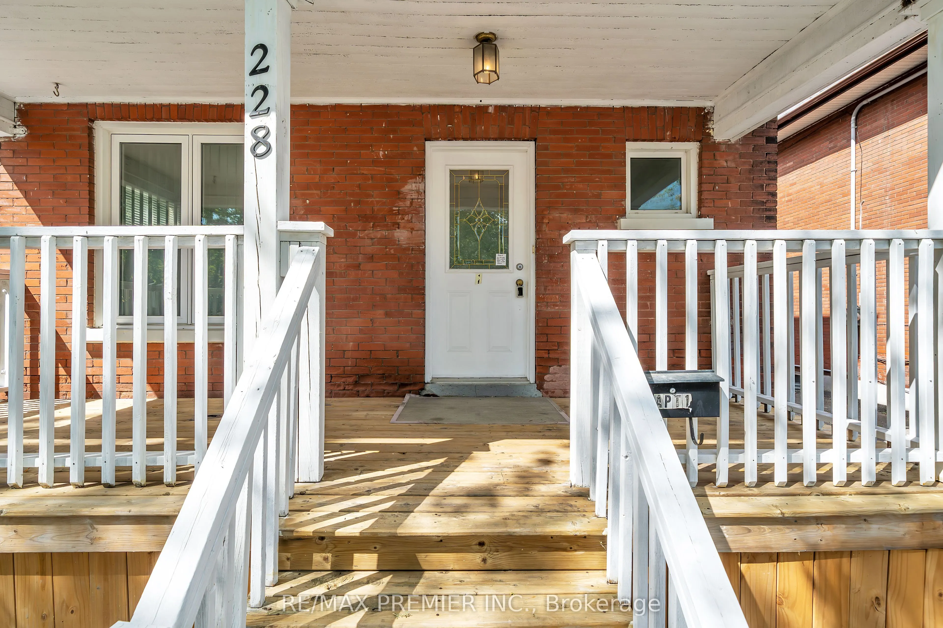 228 Bruce Street