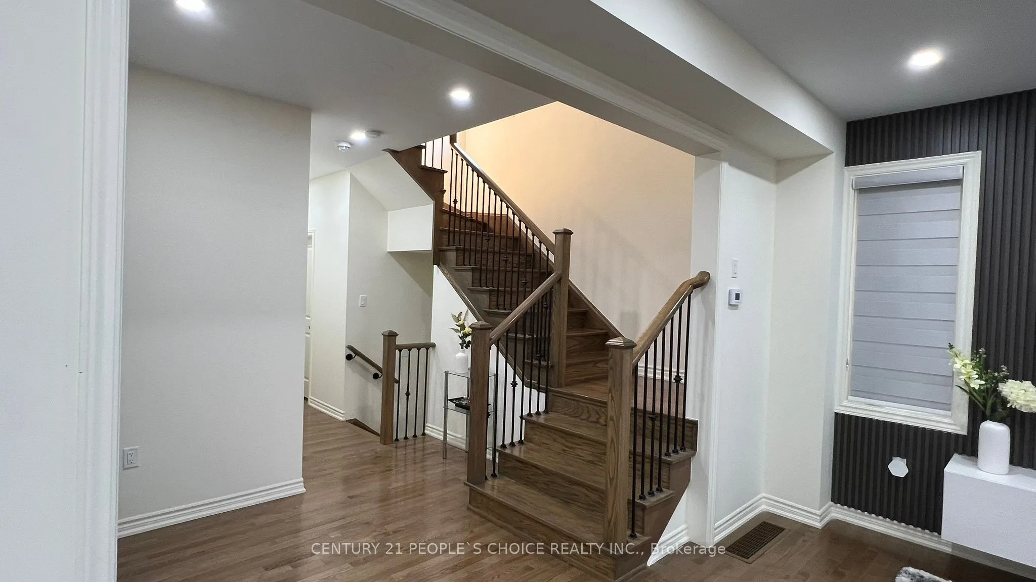 2120 Coppermine Street