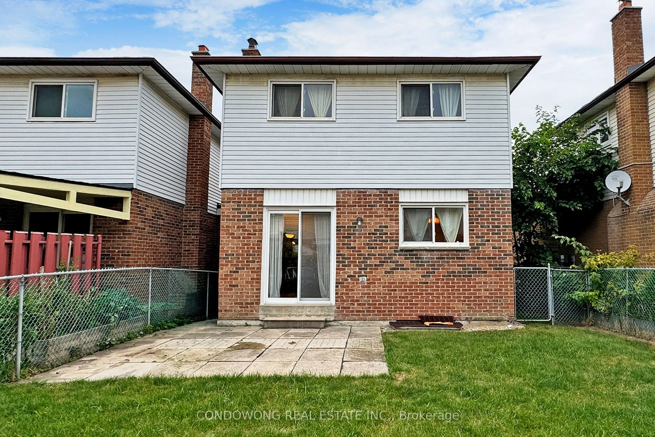 63 Revlis Crescent