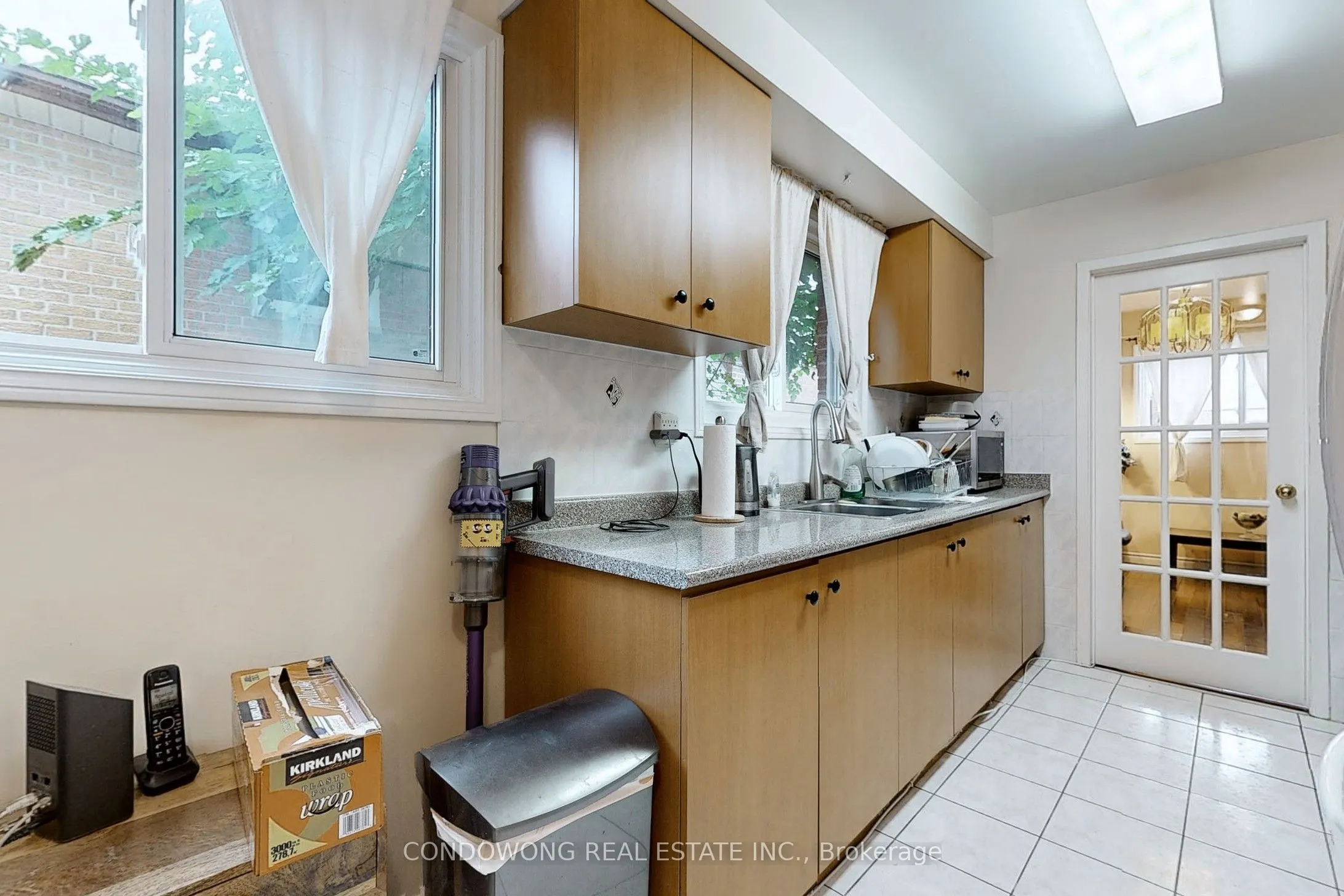 63 Revlis Crescent