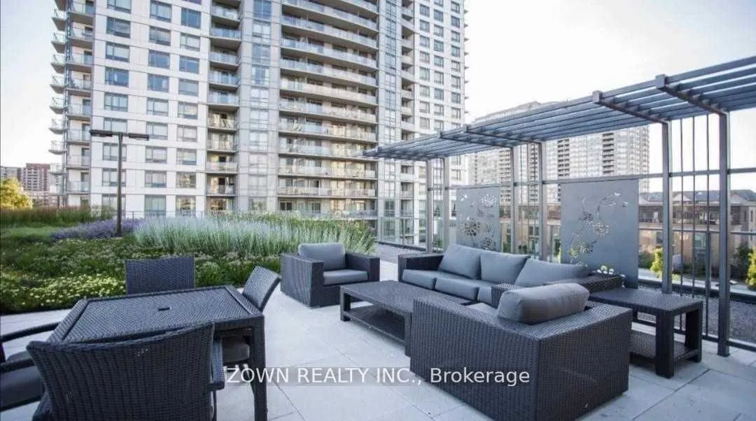 185 Bonis Avenue, #404